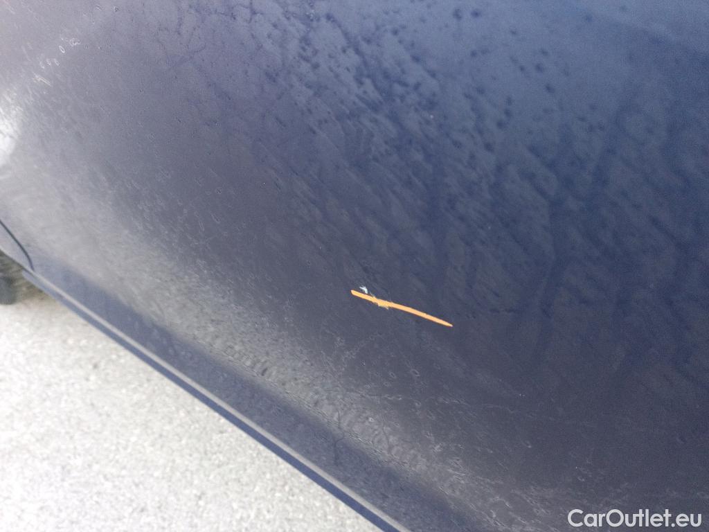  Volkswagen  Golf  VOLKSWAGEN / 2016 / 5P / berlina con portón Ready2Go 1.0 TSI 85kW (115CV) #10