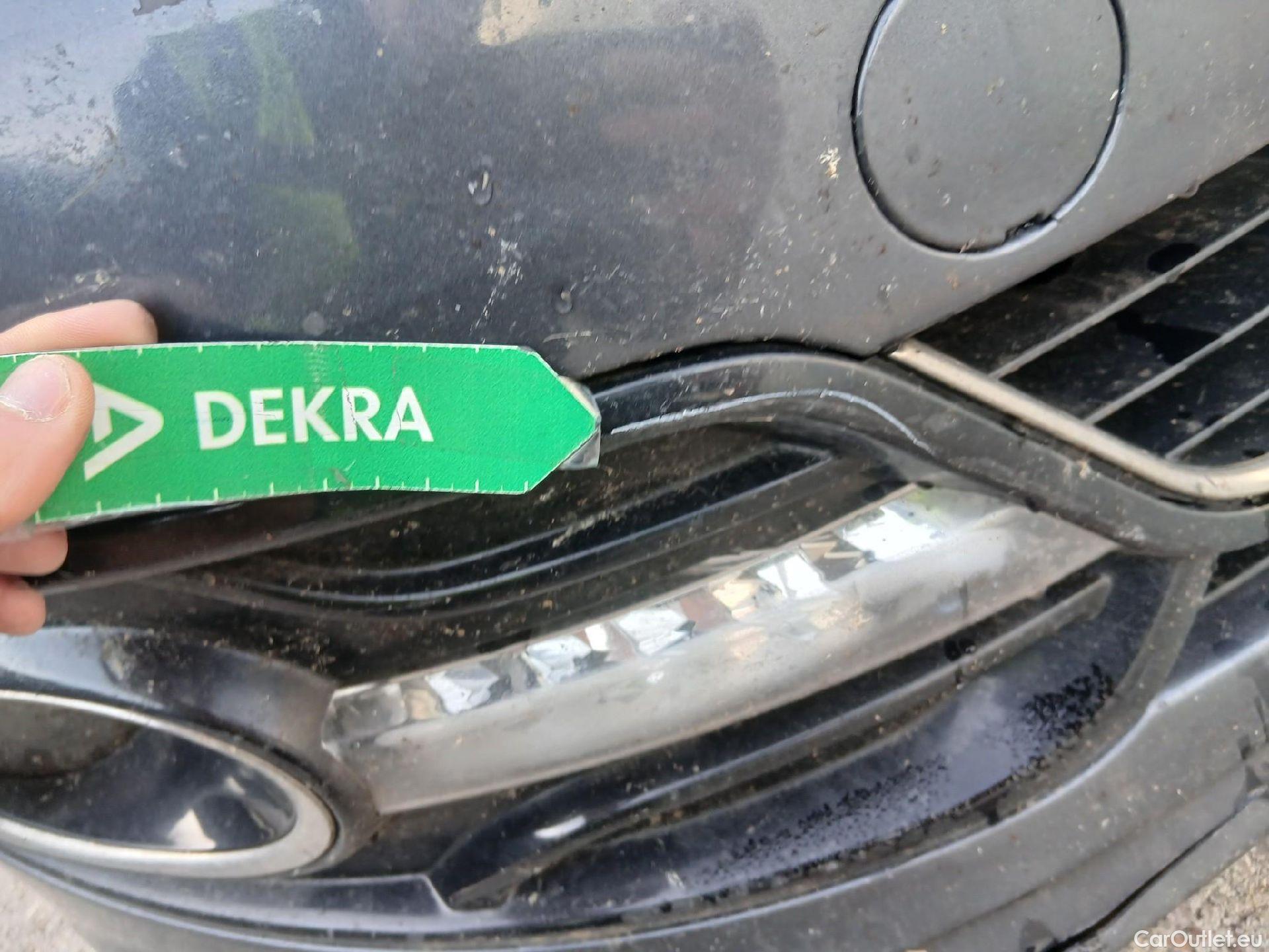  Renault  Megane RENAULT MÉGANE 5p 3G familiar Sp. Tou. Bose Energy dCi 130 S&S Euro 6 #9