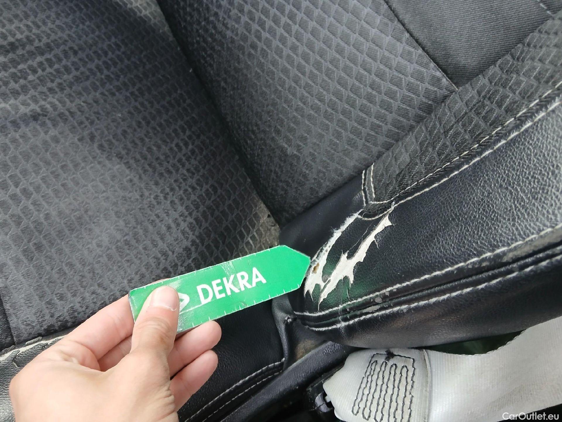  Renault  Megane RENAULT MÉGANE 5p 3G familiar Sp. Tou. Bose Energy dCi 130 S&S Euro 6 #33