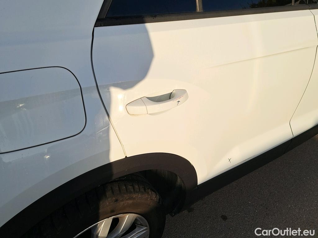  Volkswagen  T-ROC VOLKSWAGEN  / 2017 / 5P / todoterreno Advance 1.6 TDI 85 kw (115CV) (AC) #13