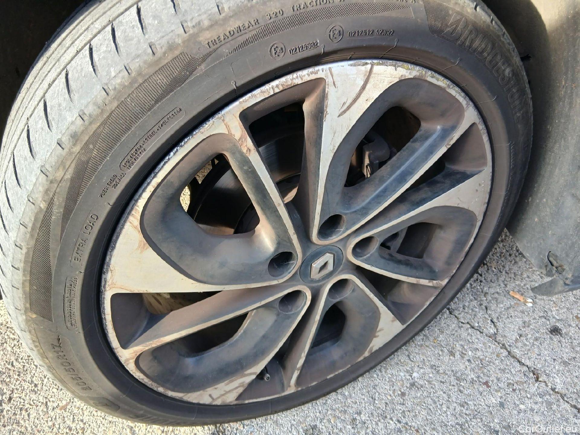  Renault  Megane RENAULT MÉGANE 5p 3G familiar Sp. Tou. Bose Energy dCi 130 S&S Euro 6 #74