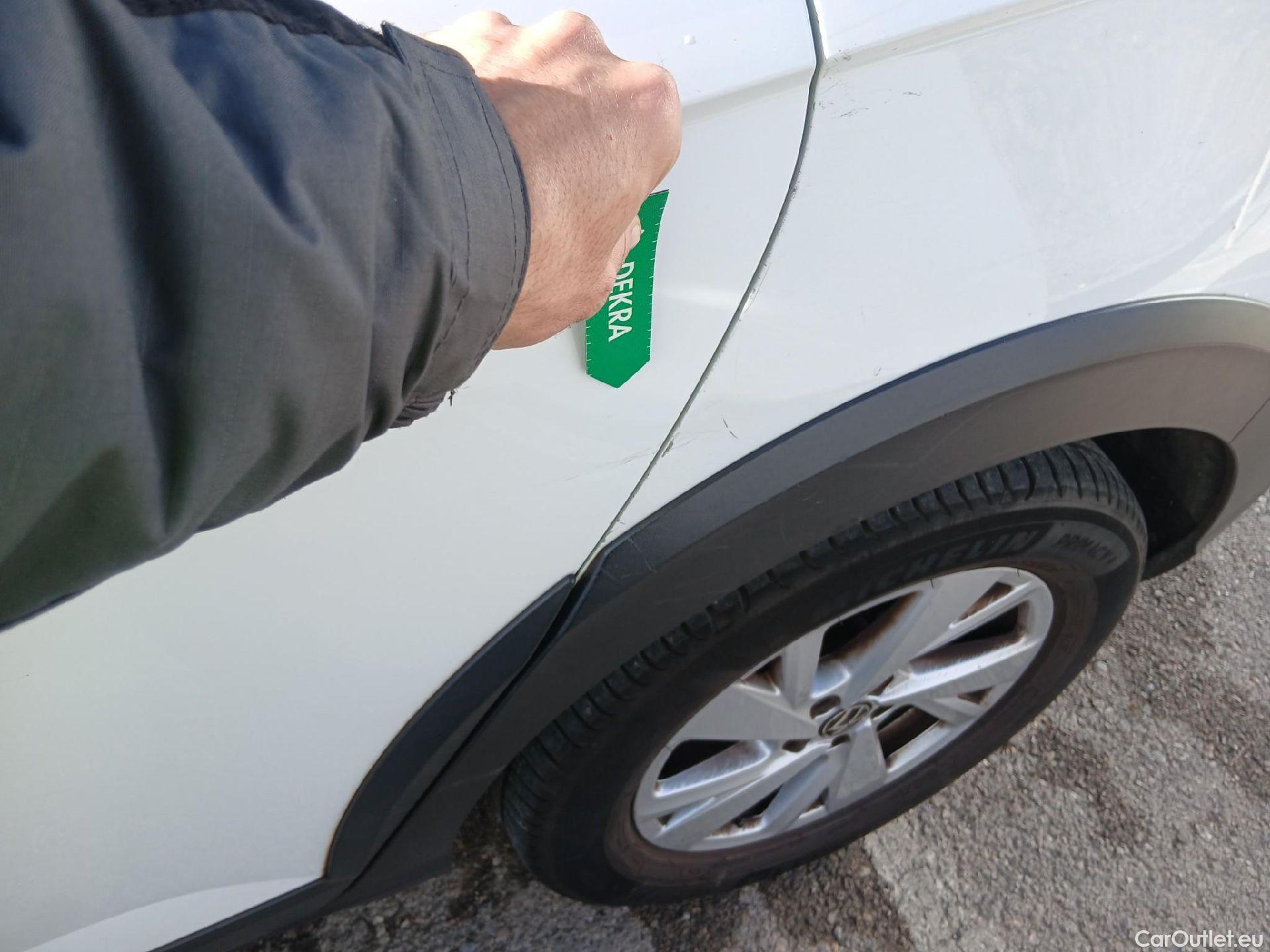  Volkswagen  Taigo VOLKSWAGEN  / 2021 / 5P / todoterreno Life 1.0 TSI 81kW (110CV) #8