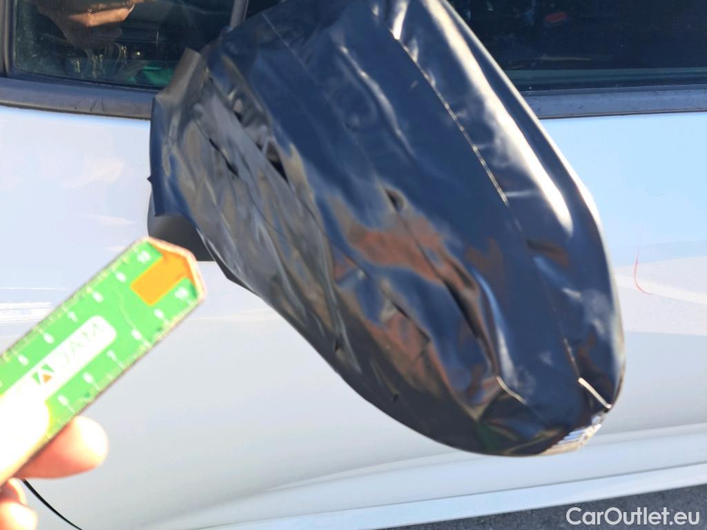  Toyota  Corolla TOYOTA  1.8 125H ACTIVE TECH E-CVT (CX) #29