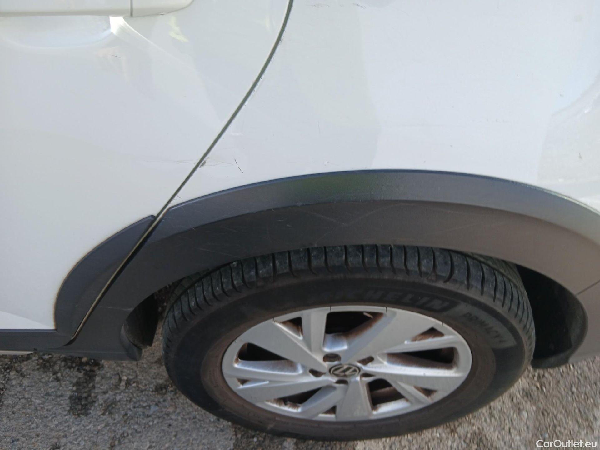  Volkswagen  Taigo VOLKSWAGEN  / 2021 / 5P / todoterreno Life 1.0 TSI 81kW (110CV) #12