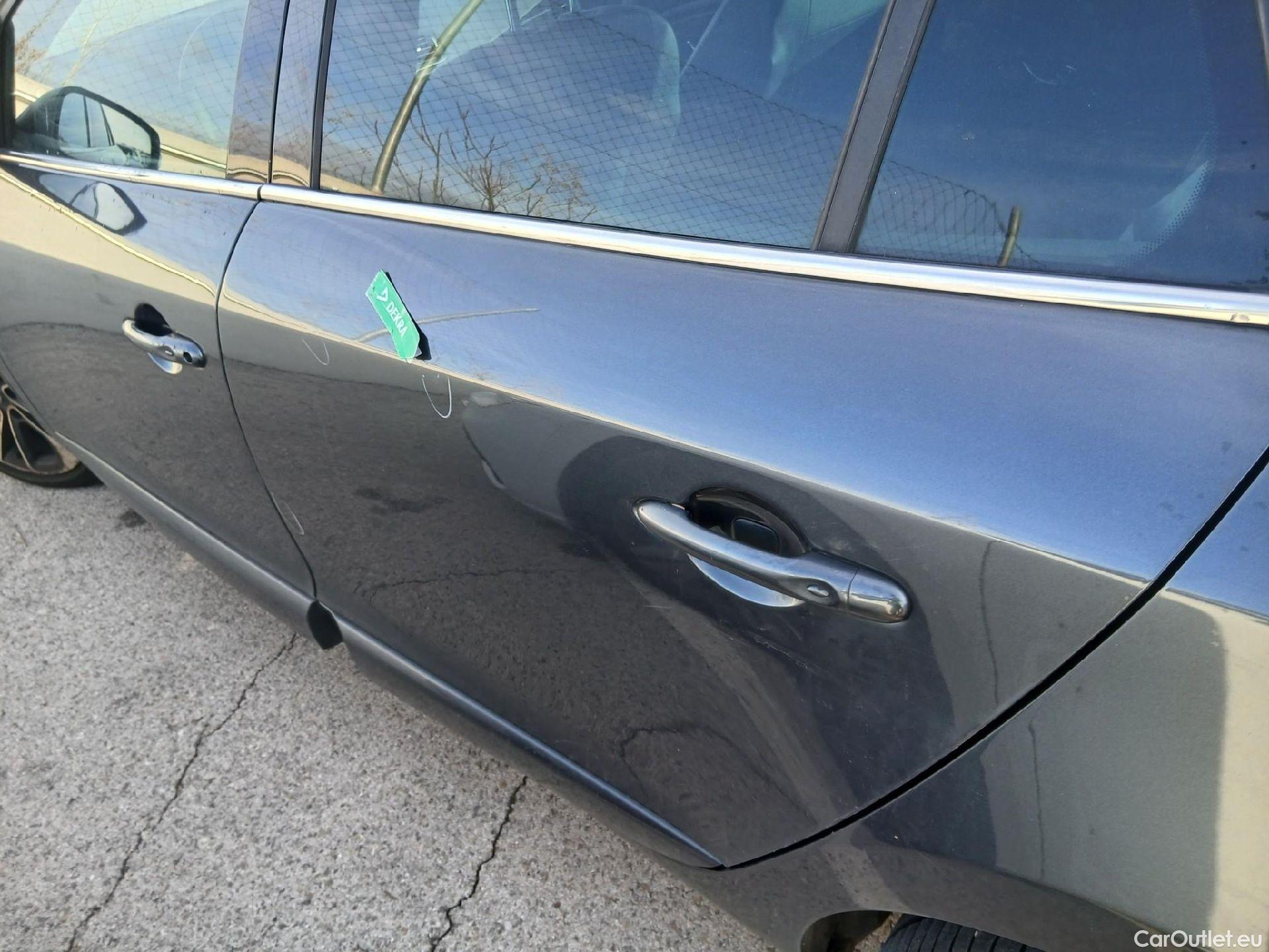  Renault  Megane RENAULT MÉGANE 5p 3G familiar Sp. Tou. Bose Energy dCi 130 S&S Euro 6 #41