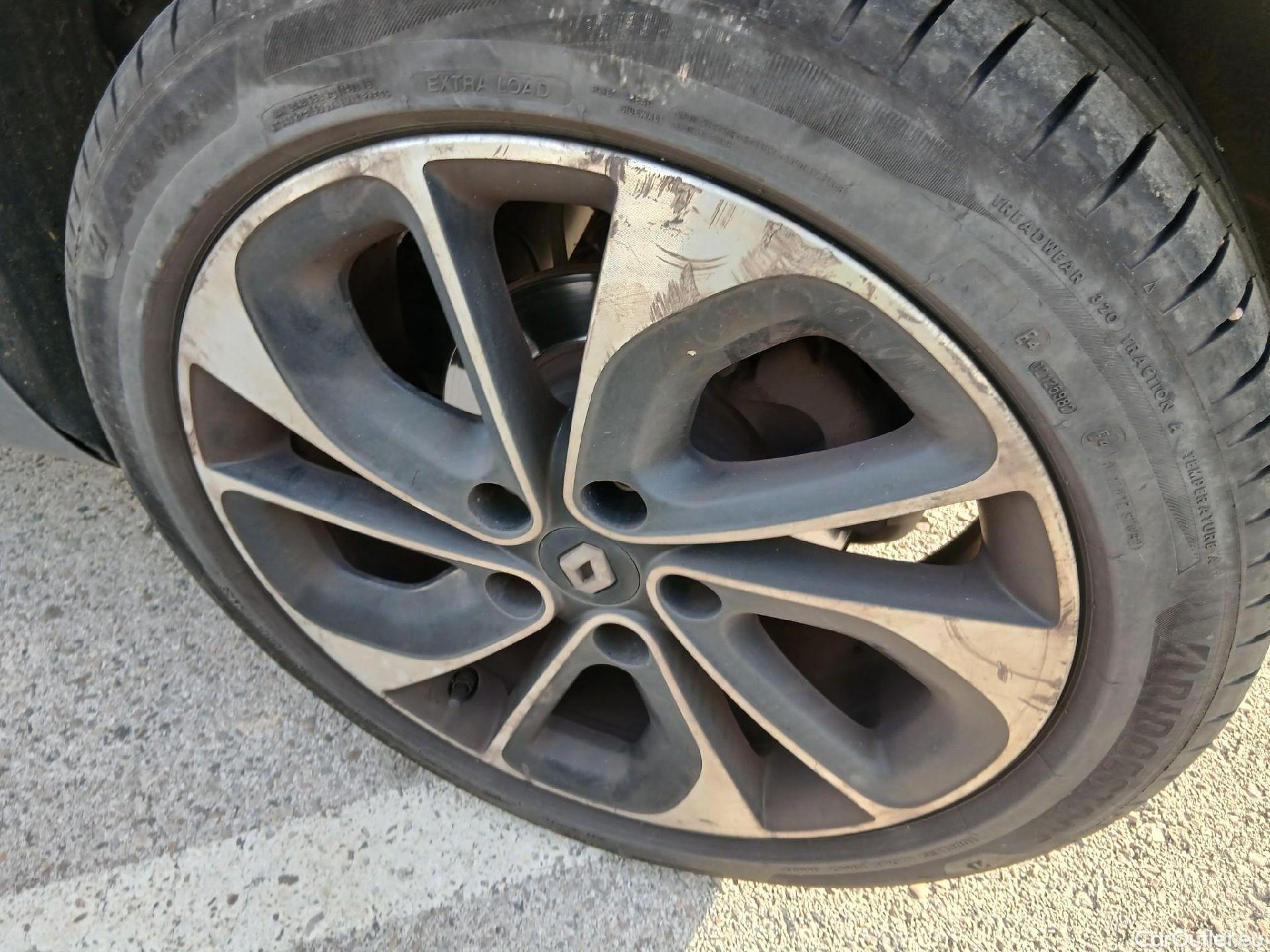  Renault  Megane RENAULT MÉGANE 5p 3G familiar Sp. Tou. Bose Energy dCi 130 S&S Euro 6 #47