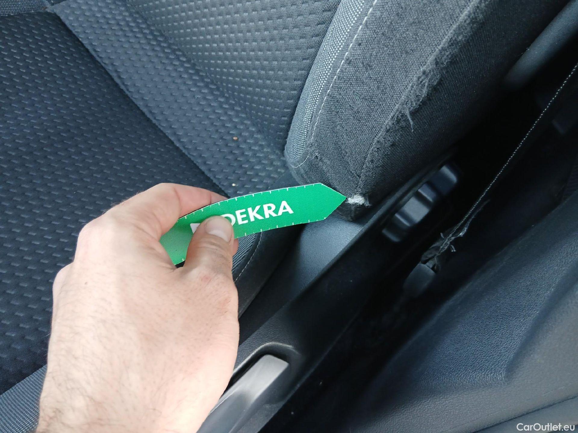  Volkswagen  Taigo VOLKSWAGEN  / 2021 / 5P / todoterreno Life 1.0 TSI 81kW (110CV) #28