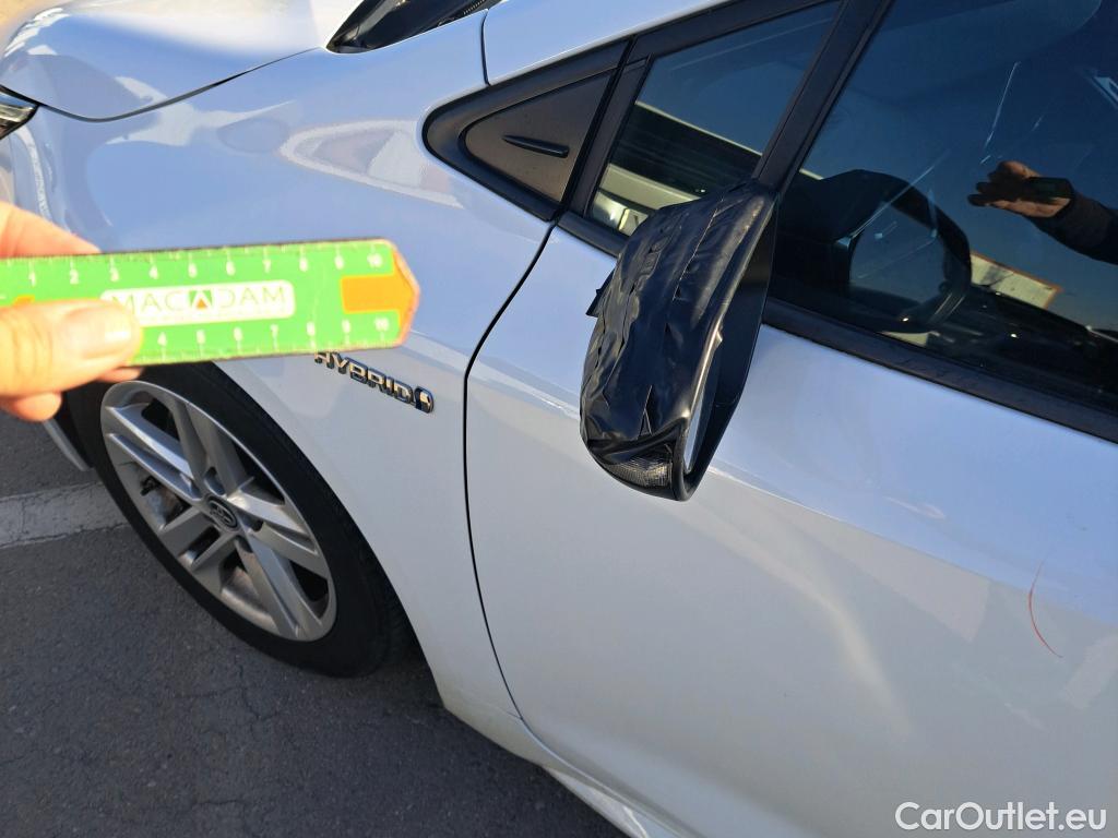  Toyota  Corolla TOYOTA  1.8 125H ACTIVE TECH E-CVT (CX) #28