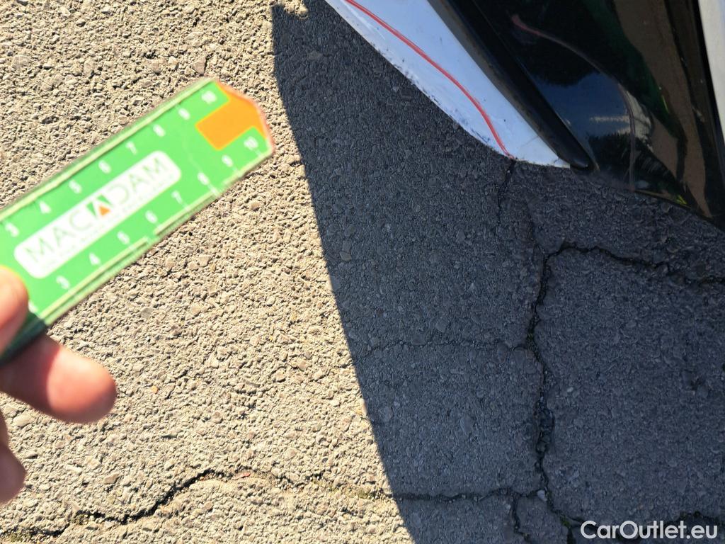  Toyota  Corolla TOYOTA  1.8 125H ACTIVE TECH E-CVT (CX) #37