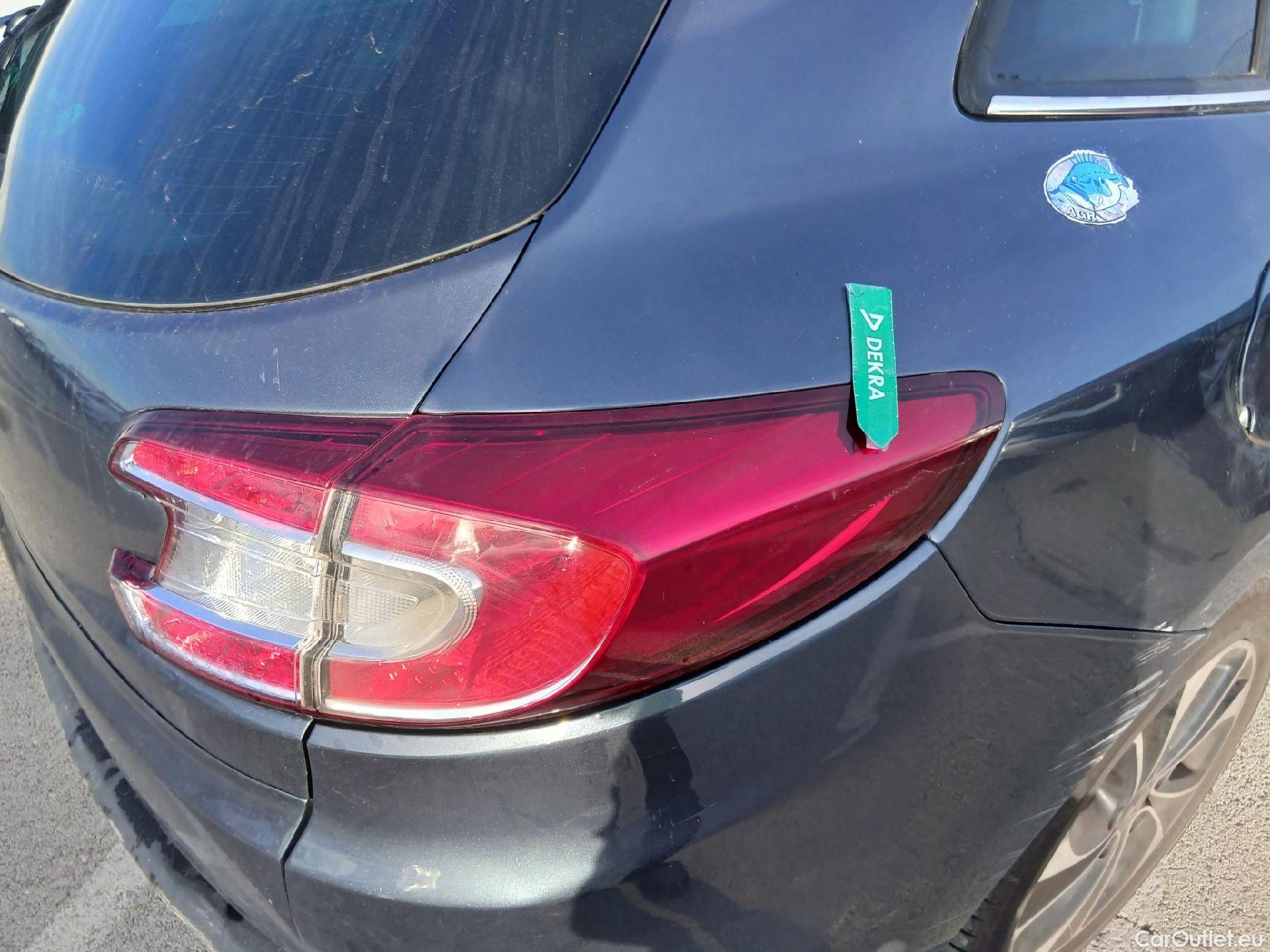  Renault  Megane RENAULT MÉGANE 5p 3G familiar Sp. Tou. Bose Energy dCi 130 S&S Euro 6 #51