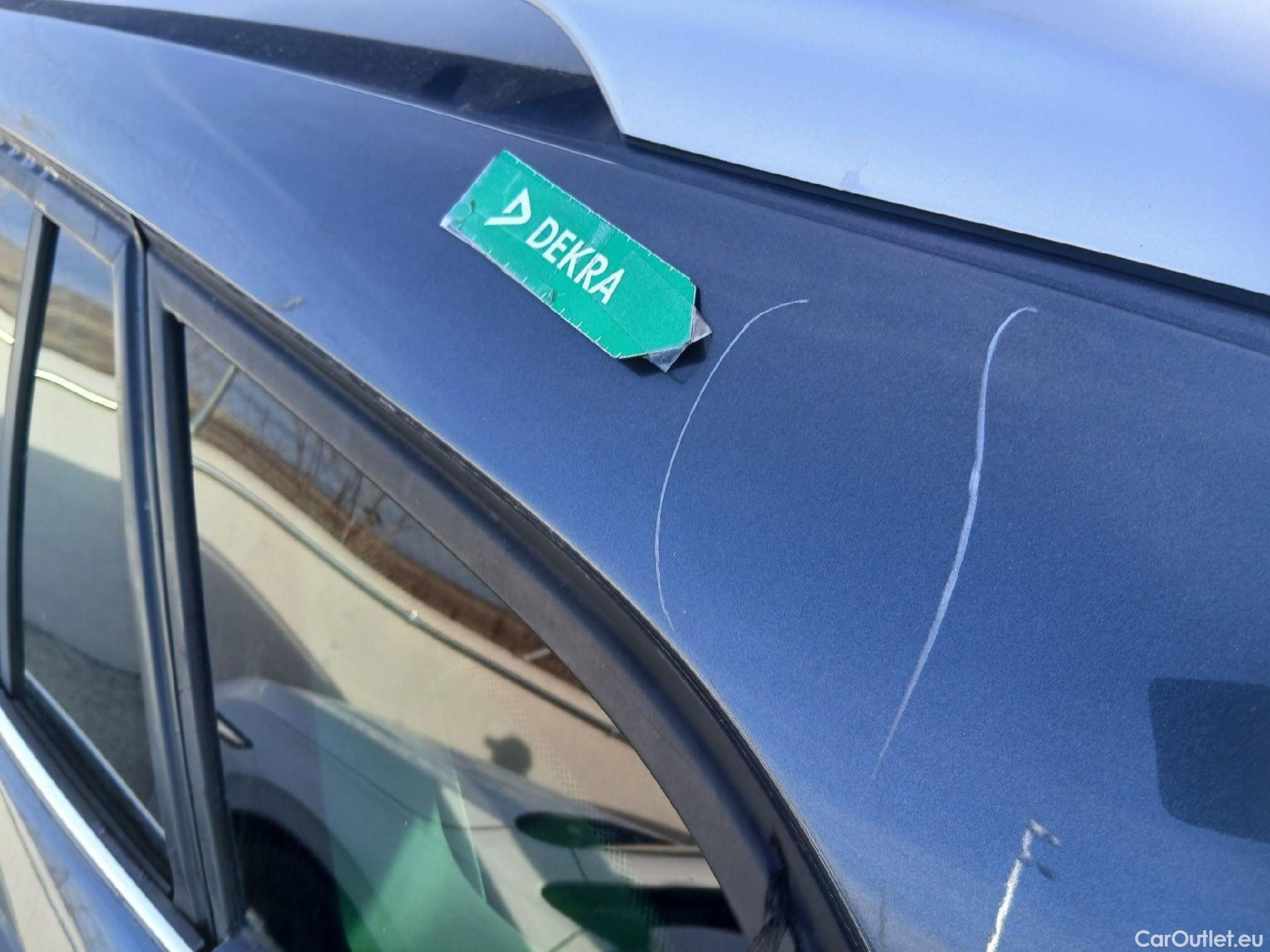  Renault  Megane RENAULT MÉGANE 5p 3G familiar Sp. Tou. Bose Energy dCi 130 S&S Euro 6 #43