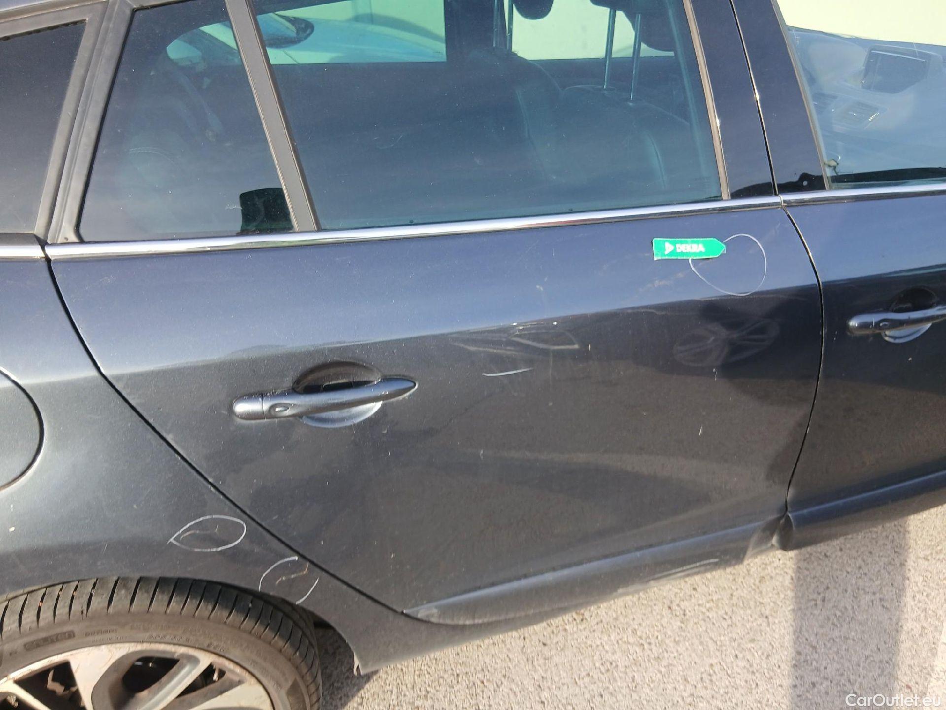  Renault  Megane RENAULT MÉGANE 5p 3G familiar Sp. Tou. Bose Energy dCi 130 S&S Euro 6 #64