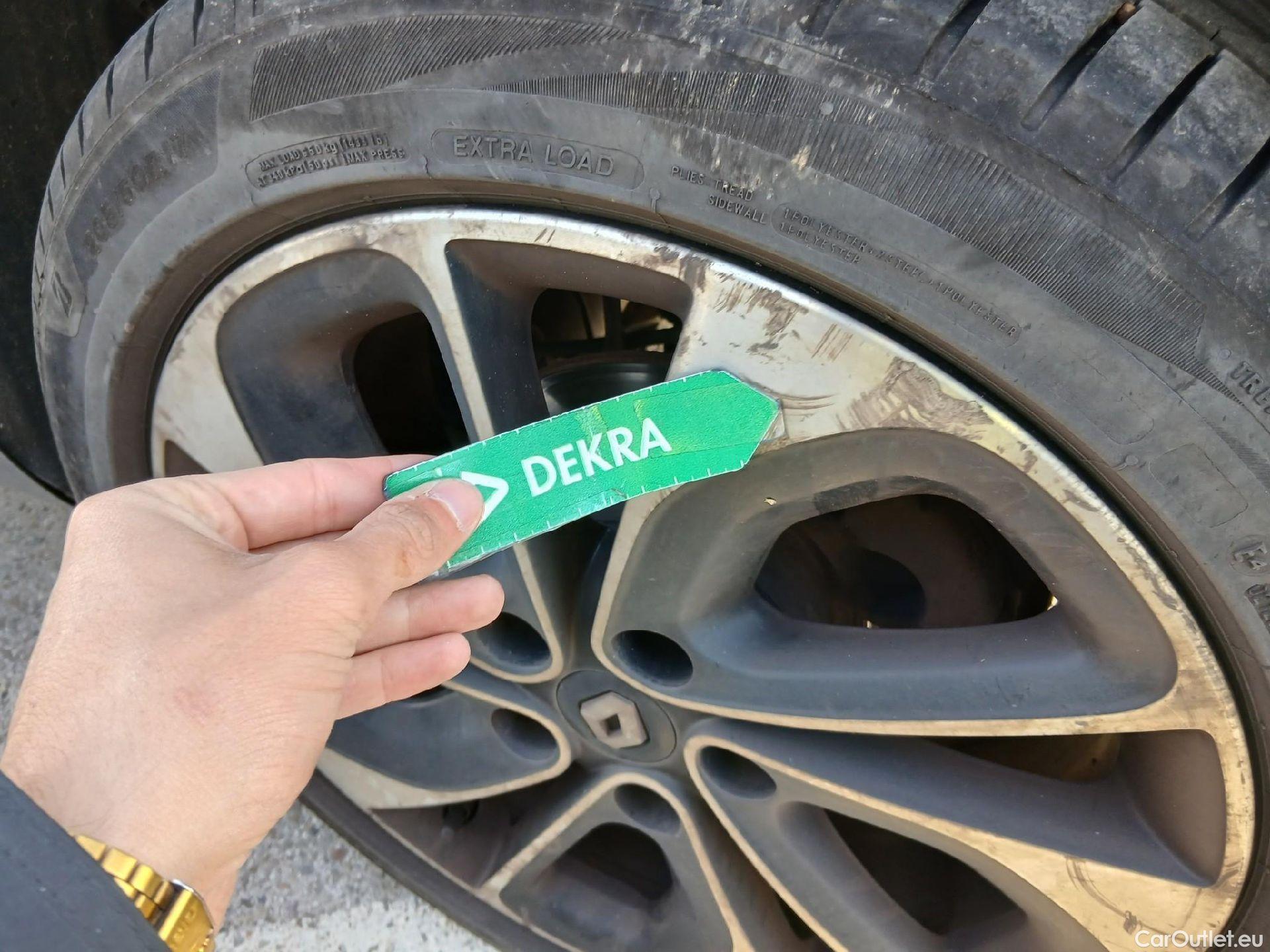  Renault  Megane RENAULT MÉGANE 5p 3G familiar Sp. Tou. Bose Energy dCi 130 S&S Euro 6 #46