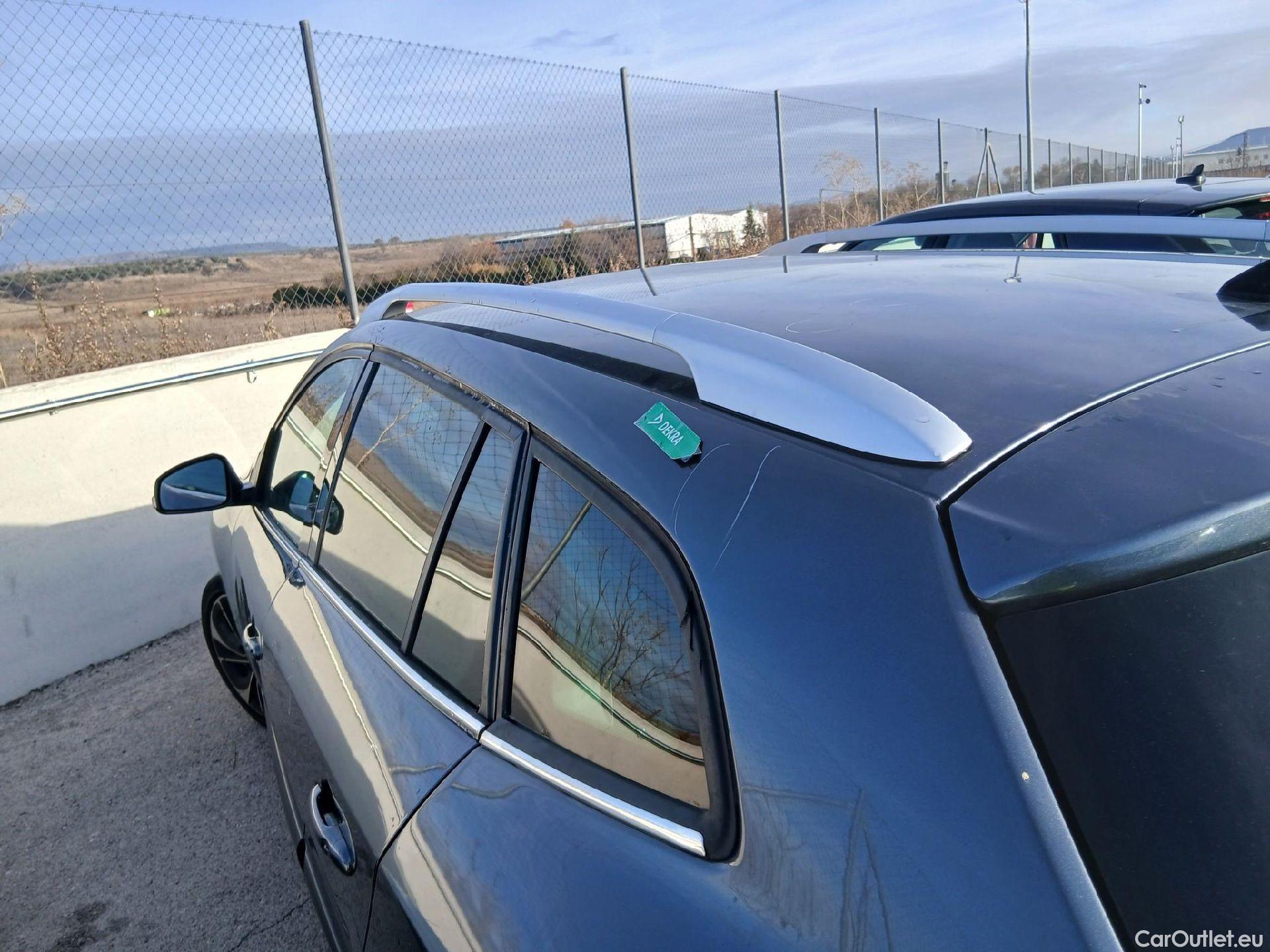  Renault  Megane RENAULT MÉGANE 5p 3G familiar Sp. Tou. Bose Energy dCi 130 S&S Euro 6 #42