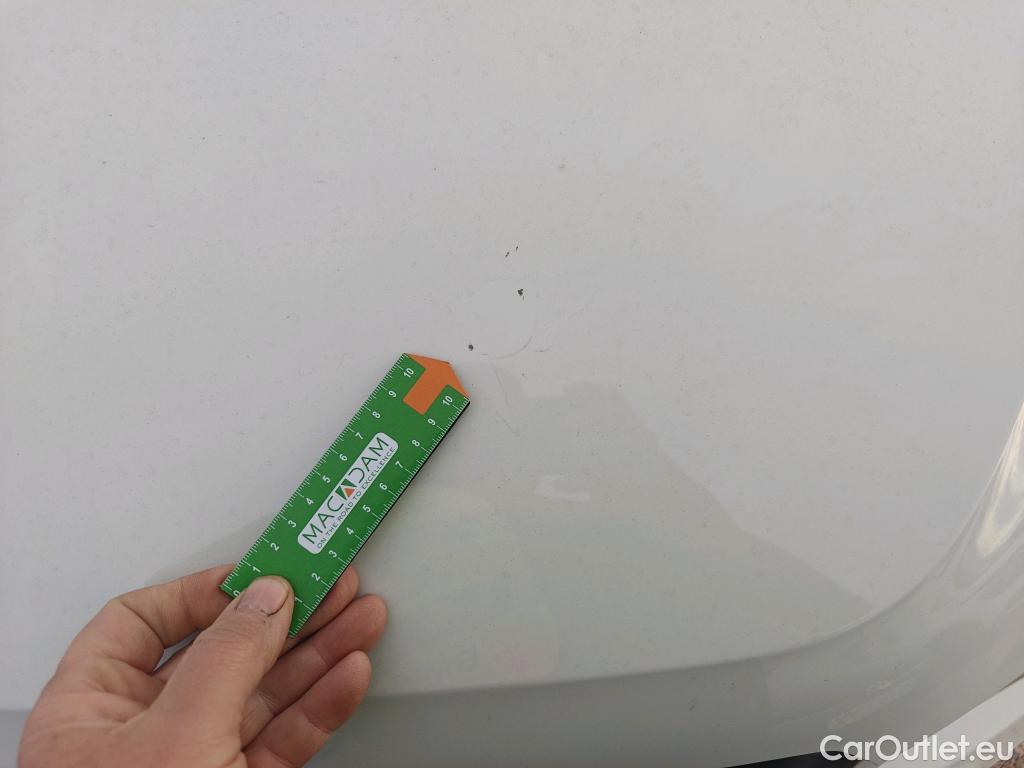  Seat  Arona  Style Special Edition 1.0 TSI 115CV MT6 6E #12