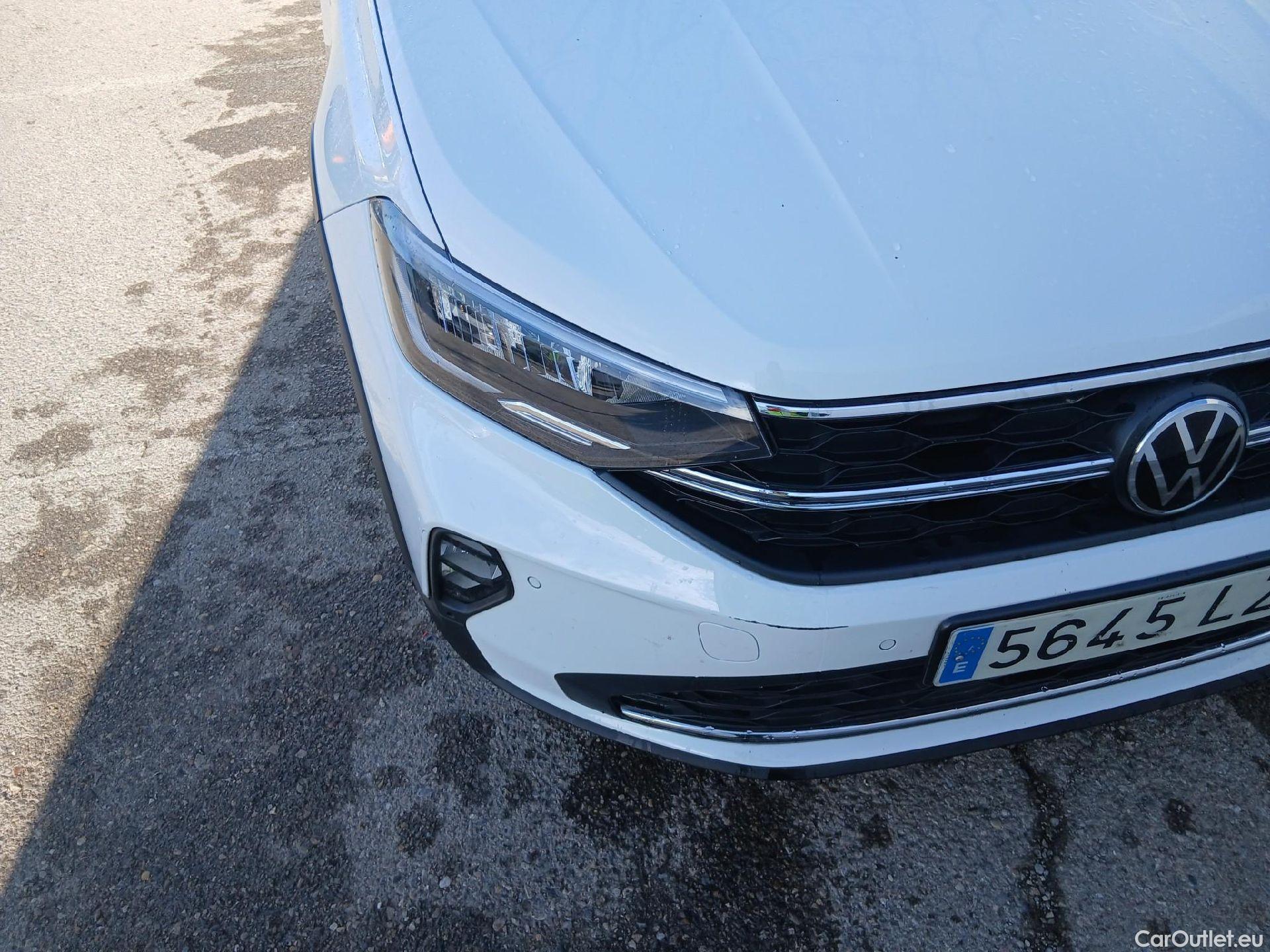  Volkswagen  Taigo VOLKSWAGEN  / 2021 / 5P / todoterreno Life 1.0 TSI 81kW (110CV) #2