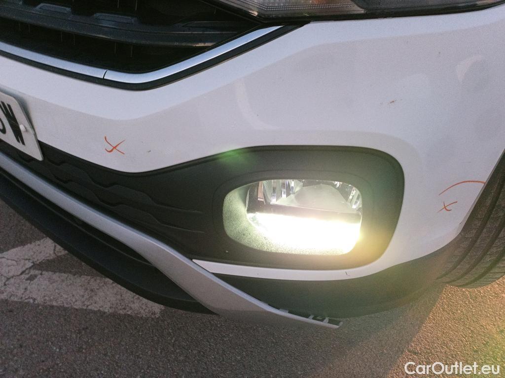  Volkswagen  T-CROSS VOLKSWAGEN  / 2018 / 5P / todoterreno Advance 1.0 TSI 81kW (110CV) DSG (AC3) #20