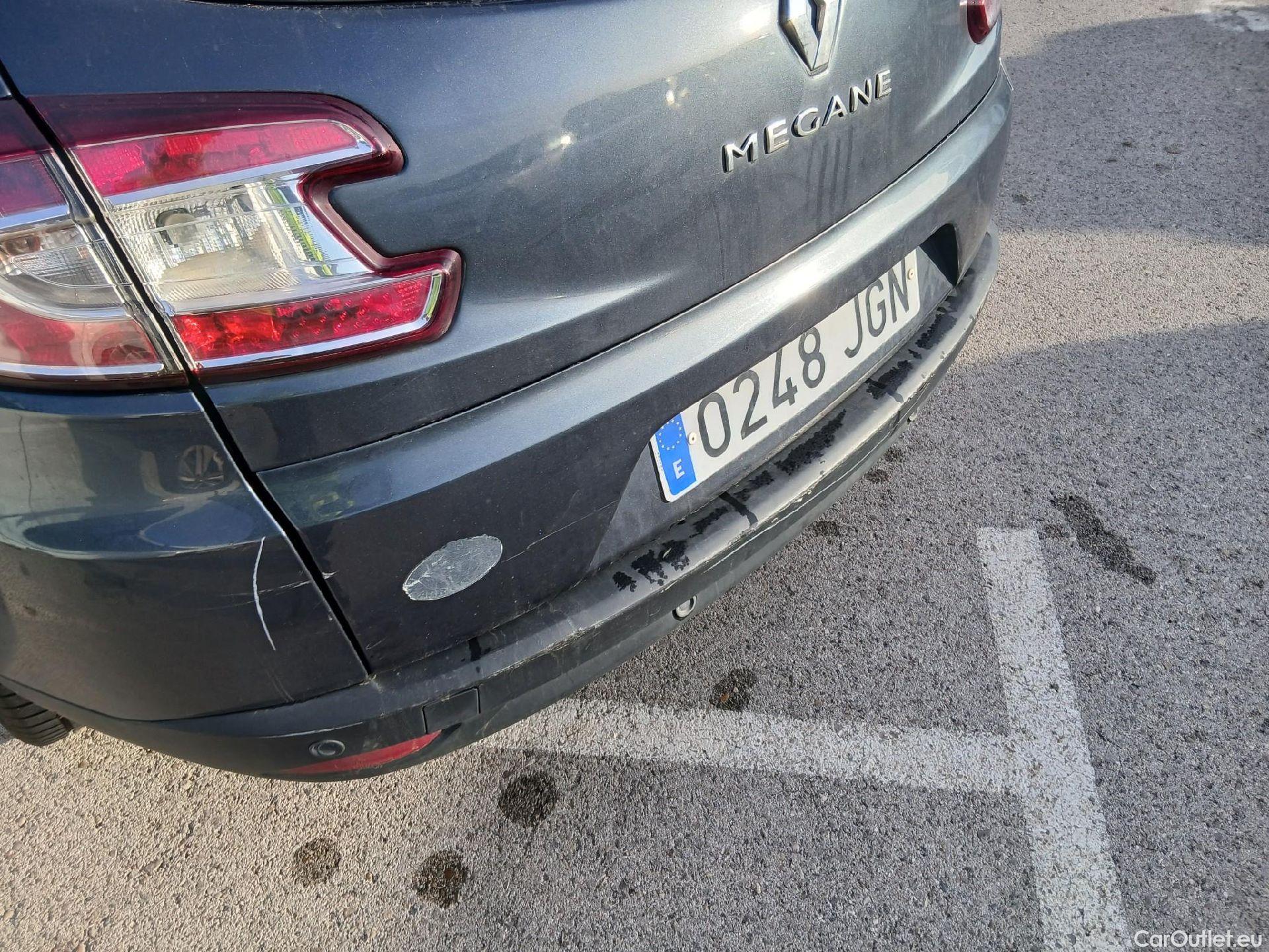  Renault  Megane RENAULT MÉGANE 5p 3G familiar Sp. Tou. Bose Energy dCi 130 S&S Euro 6 #54