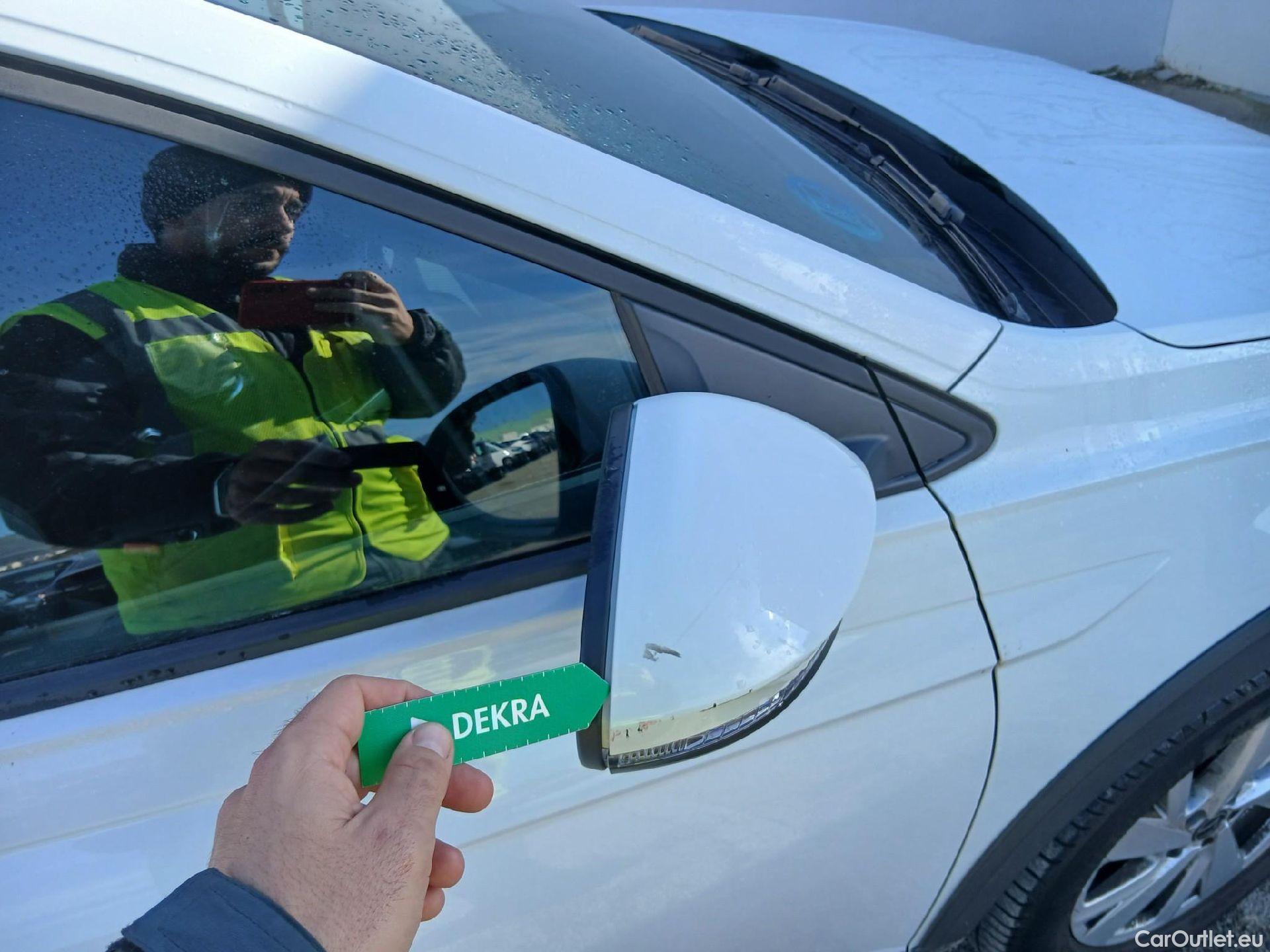  Volkswagen  Taigo VOLKSWAGEN  / 2021 / 5P / todoterreno Life 1.0 TSI 81kW (110CV) #19