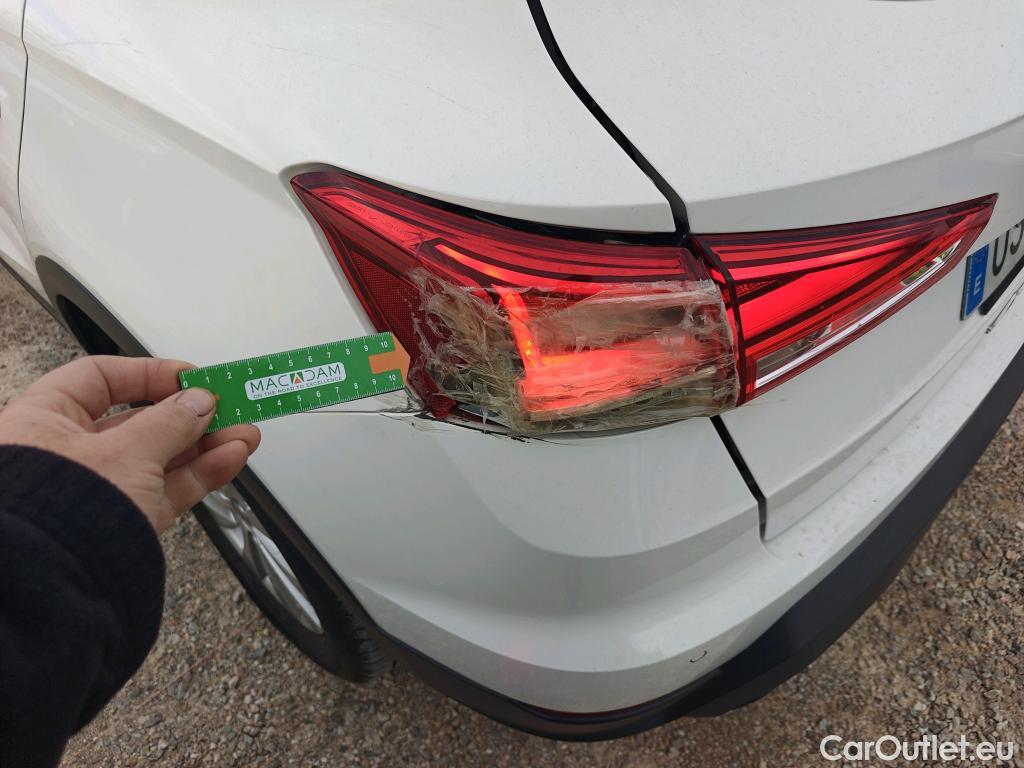  Seat  Arona  Style Special Edition 1.0 TSI 115CV MT6 6E #2