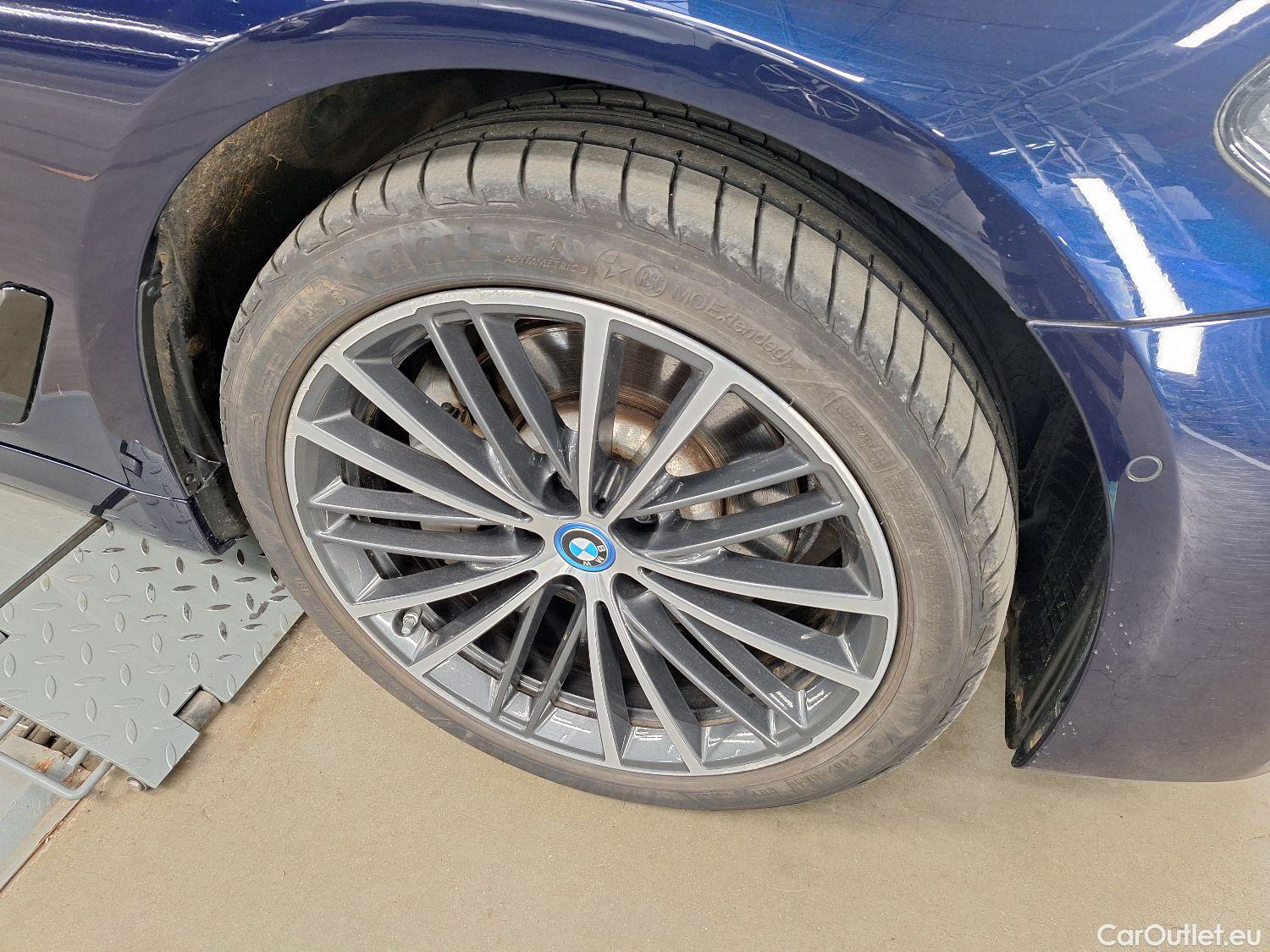  Bmw  Serie 5 BMW, 5-serie FL'20 PHEV, BMW 5 Reeks Berline 520e 150kW 4d #44