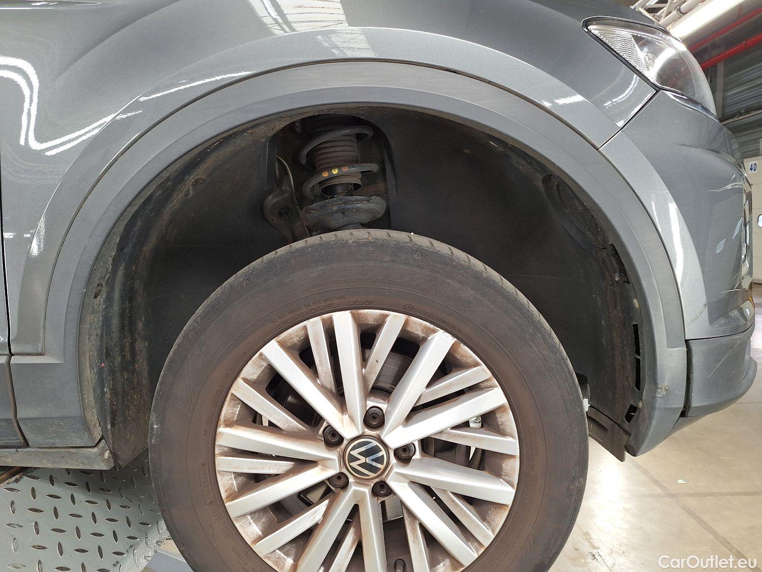  Volkswagen  T-ROC VW,  '17, Volkswagen  1.5 TSI Style DSG 5d #1