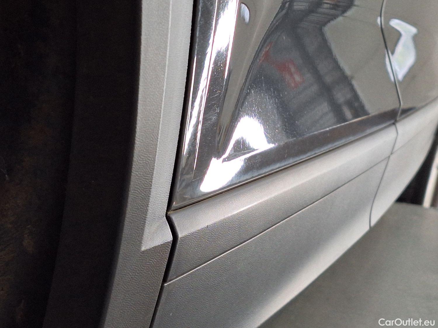  Volkswagen  T-ROC VW,  '17, Volkswagen  1.5 TSI Style DSG 5d #9