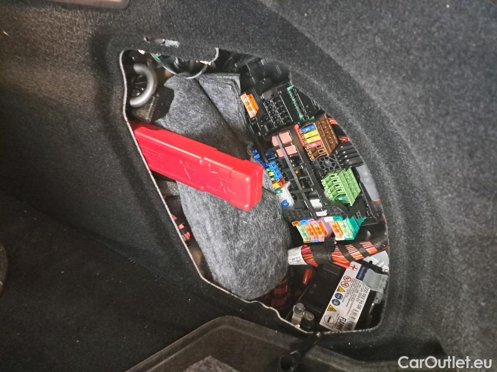  Mercedes  G-Klasee MERCEDES-BENZ GLE Coupe / 2020 / 5P / SUV GLE 350 de 4MATIC AMG Line Coupé #12