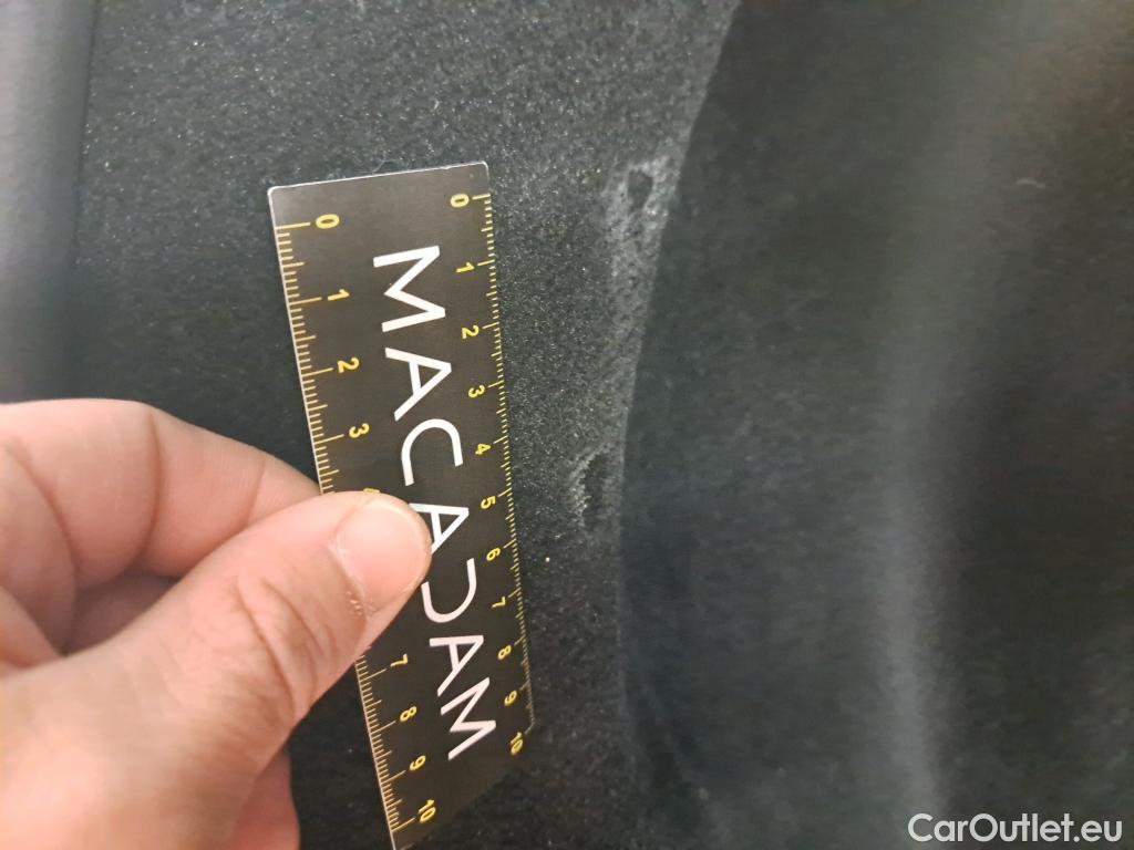  Mercedes  G-Klasee MERCEDES-BENZ GLE Coupe / 2020 / 5P / SUV GLE 350 de 4MATIC AMG Line Coupé #7