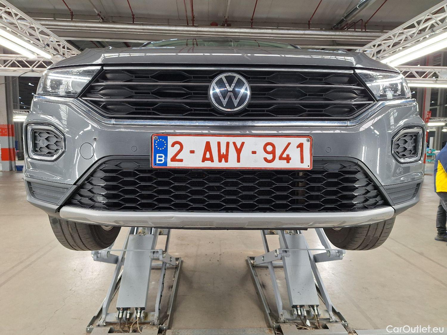  Volkswagen  T-ROC VW,  '17, Volkswagen  1.5 TSI Style DSG 5d #3