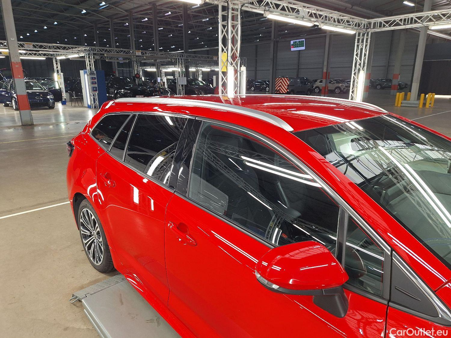  Toyota  Corolla Toyota,  TS '19, Toyota  Touring Sports 1.8 Hybrid Premium e #35