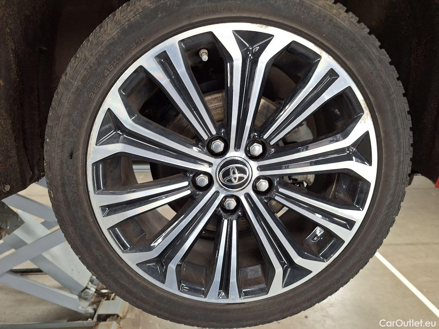  Toyota  Corolla Toyota,  TS '19, Toyota  Touring Sports 1.8 Hybrid Premium e #7