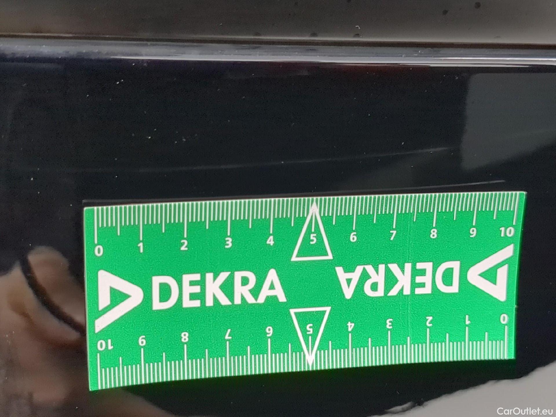  Tesla  Model Y TESLA  / 2021 / 5P / SUV RWD #22