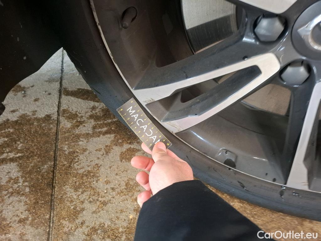  Volvo  XC60 VOLVO  5p SUV T8 TWE 390 Geartronic 8 Business Exe #32