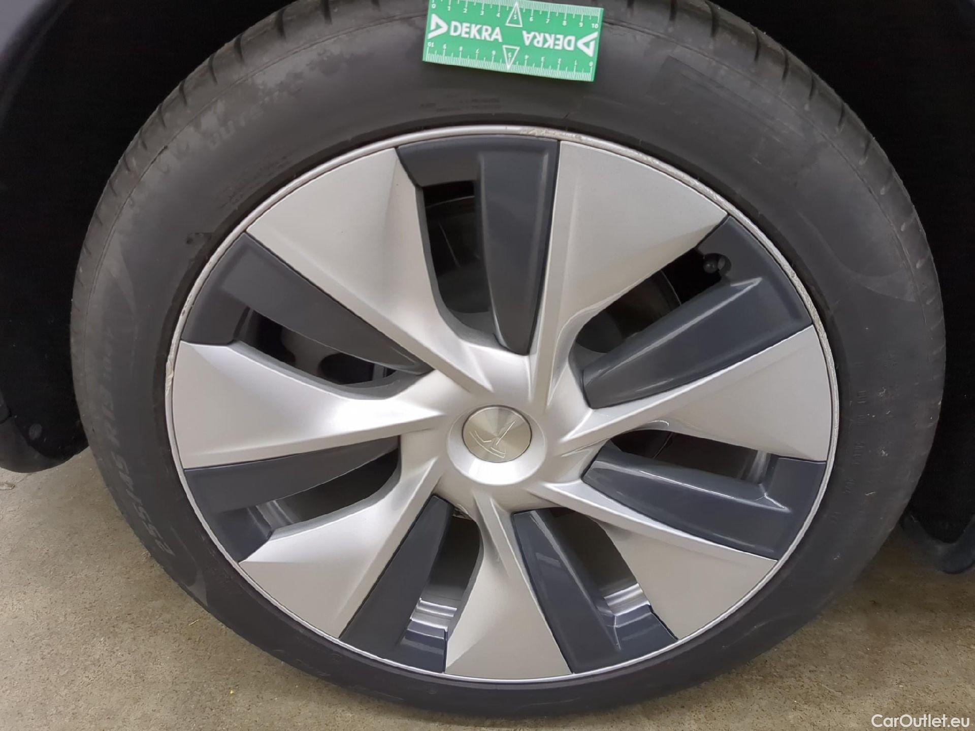  Tesla  Model Y TESLA  / 2021 / 5P / SUV RWD #15