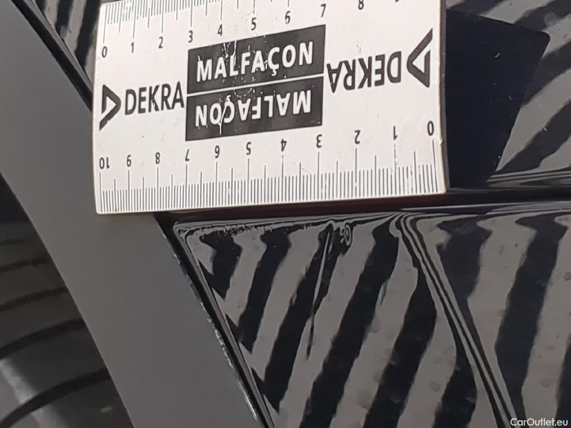  Tesla  Model Y TESLA  / 2021 / 5P / SUV RWD #24