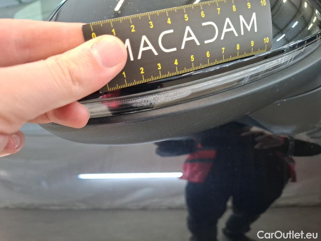  Porsche  Cayenne PORSCHE  Coupé / 2019 / 5P / SUV  E-Hybrid Coupé #2