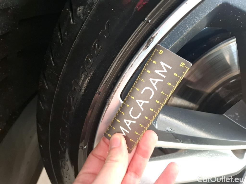  Audi  Q5 AUDI  / 2020 / 5P / SUV 50 TFSI e 299 QTT S TRONIC 7 AVUS #9