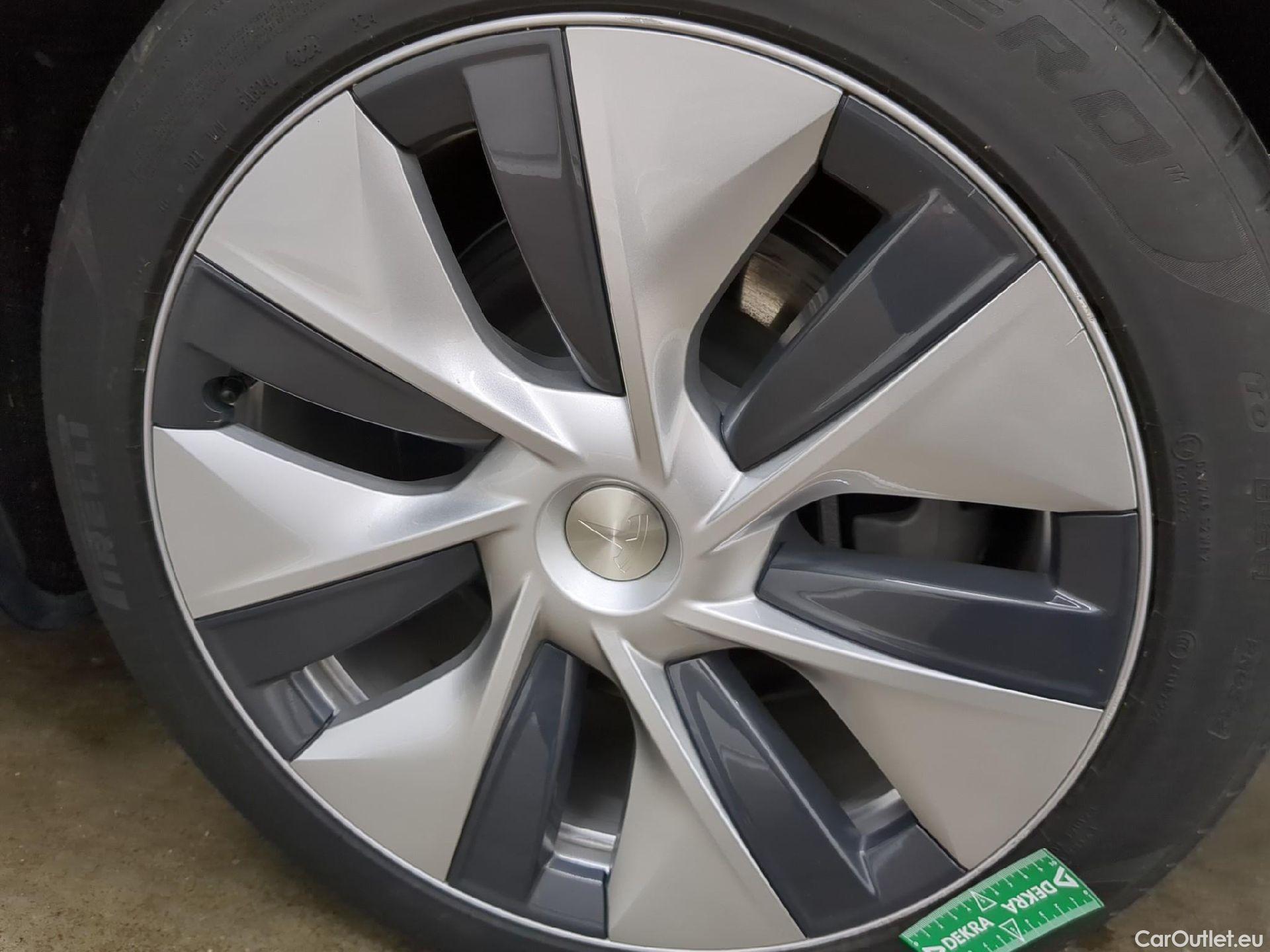  Tesla  Model Y TESLA  / 2021 / 5P / SUV RWD #11