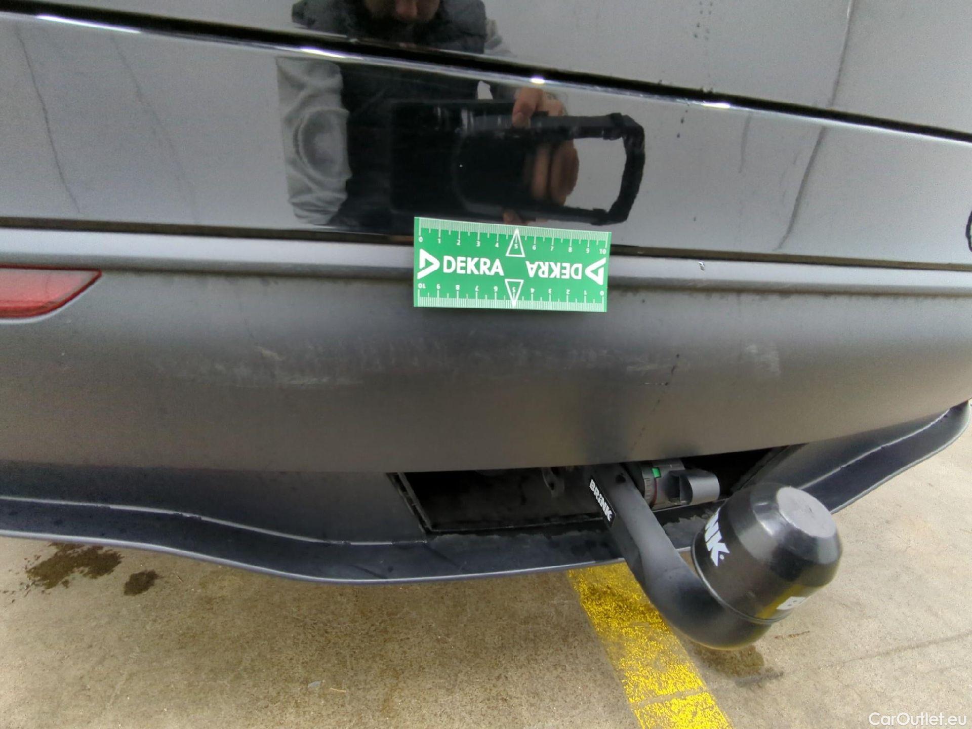  Tesla  Model Y TESLA  / 2021 / 5P / SUV RWD #34