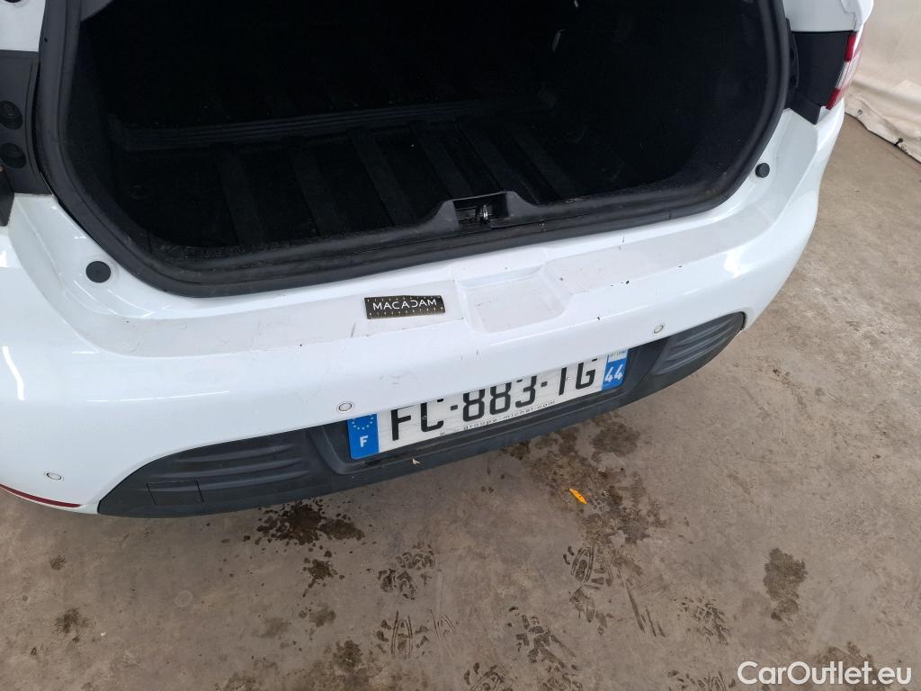  Renault  Clio  IV Air MediaNav 1.5 dCi 75CV BVM5 E6 #9