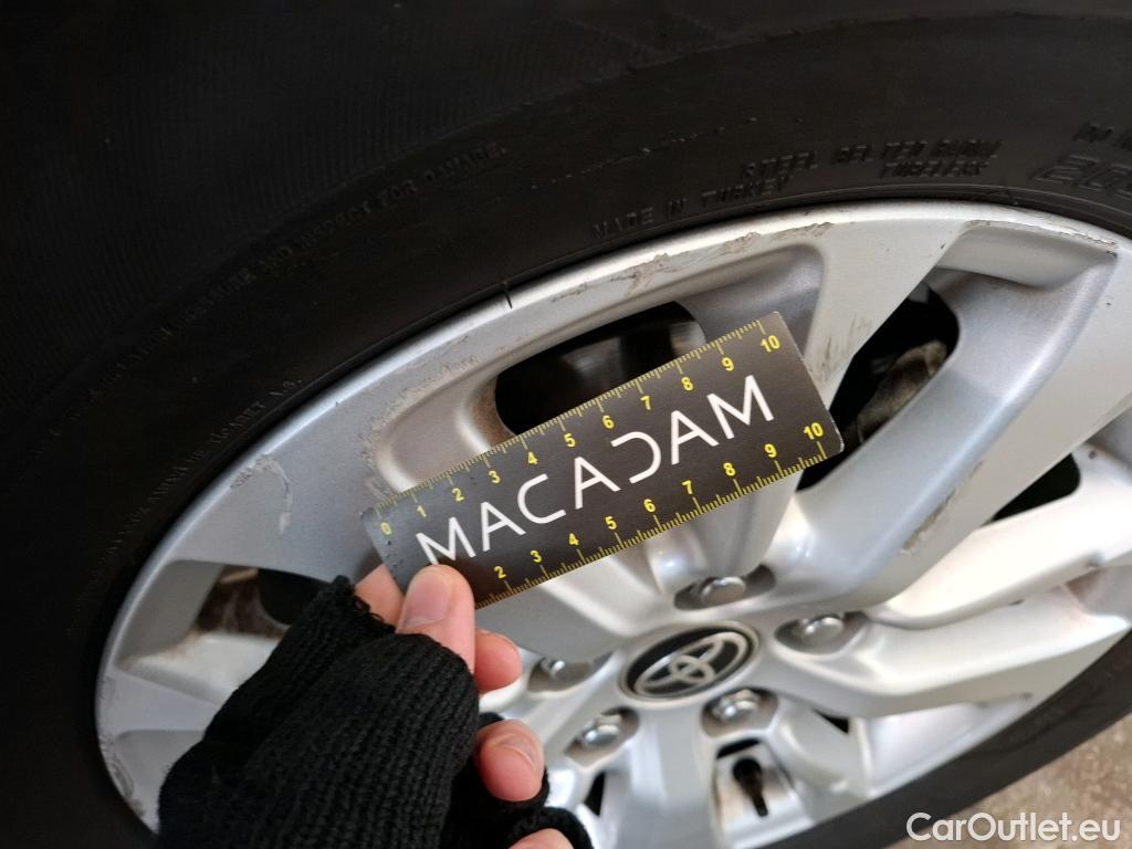  Toyota  Yaris Cross TOYOTA  Hybride / 2021 / 5P / SUV 1.5 HYBRID 116H DYNAMIC BUSINESS BEY AWD #12