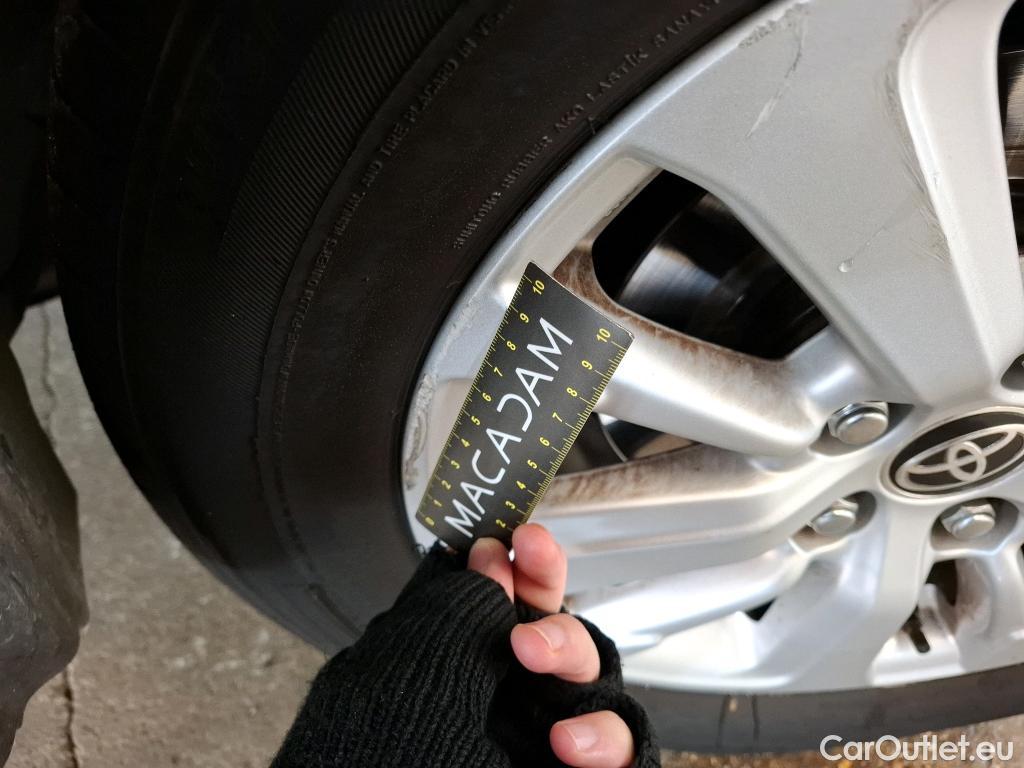  Toyota  Yaris Cross TOYOTA  Hybride / 2021 / 5P / SUV 1.5 HYBRID 116H DYNAMIC BUSINESS BEY AWD #13