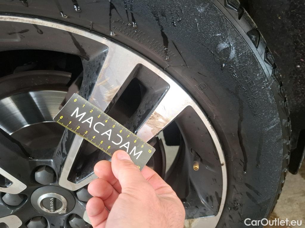  Volvo  XC60 VOLVO  5p SUV T8 TWE 390 Geartronic 8 Business Exe #26