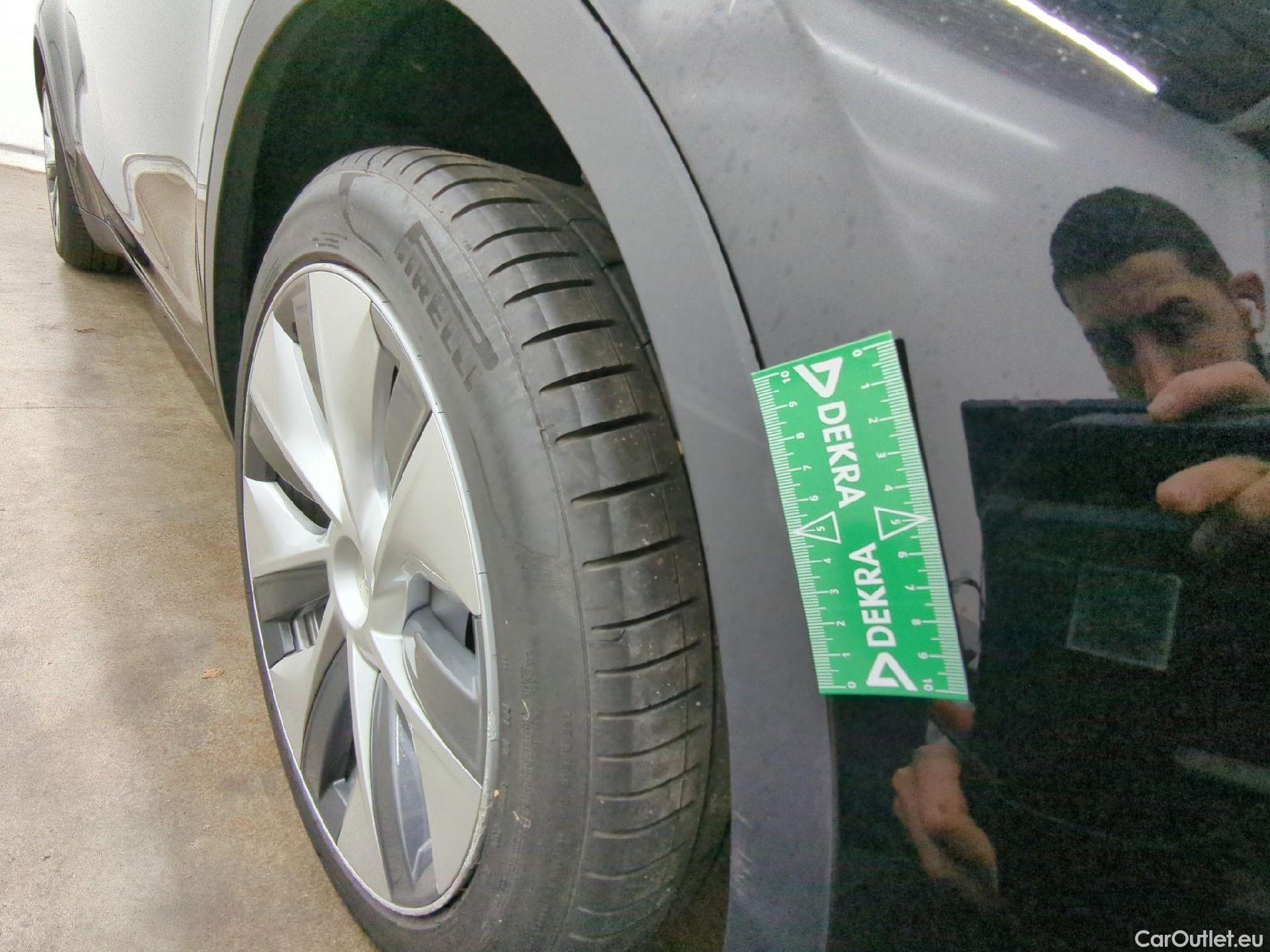  Tesla  Model Y TESLA  / 2021 / 5P / SUV RWD #26