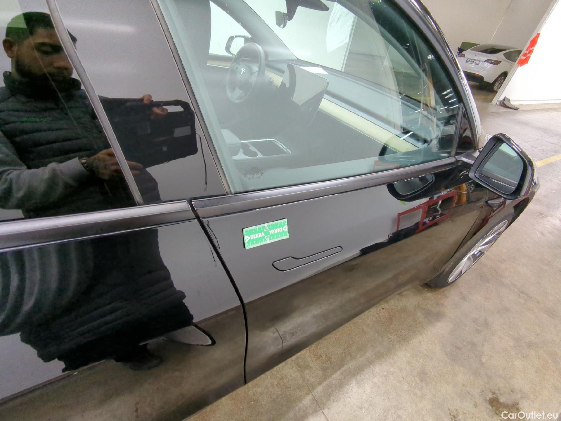  Tesla  Model Y TESLA  / 2021 / 5P / SUV RWD #21