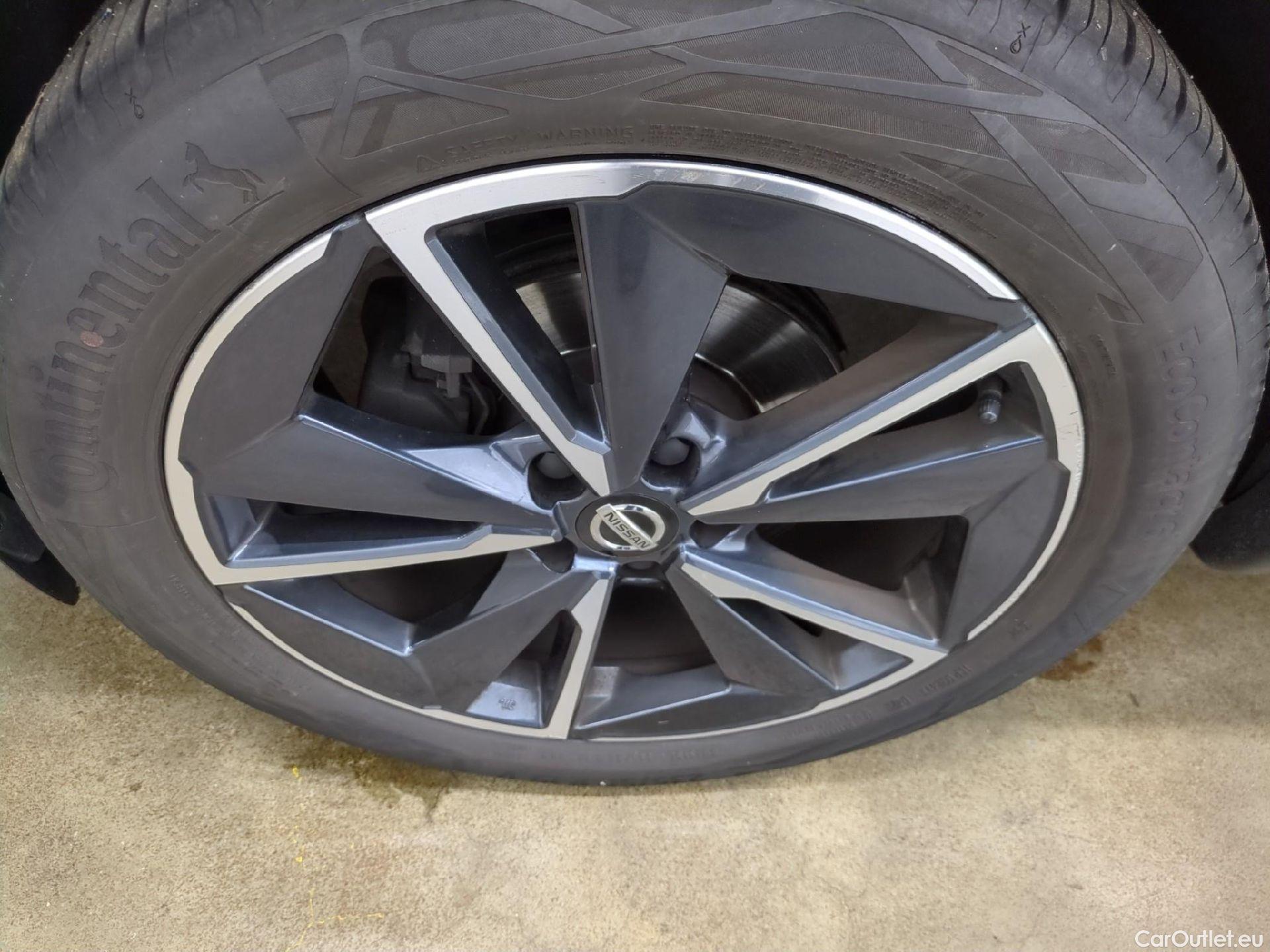  Nissan  Qashqai NISSAN  / 2021 / 5P / Crossover 1.3 MHEV 158ch Xtronic N-Style(SP) #3