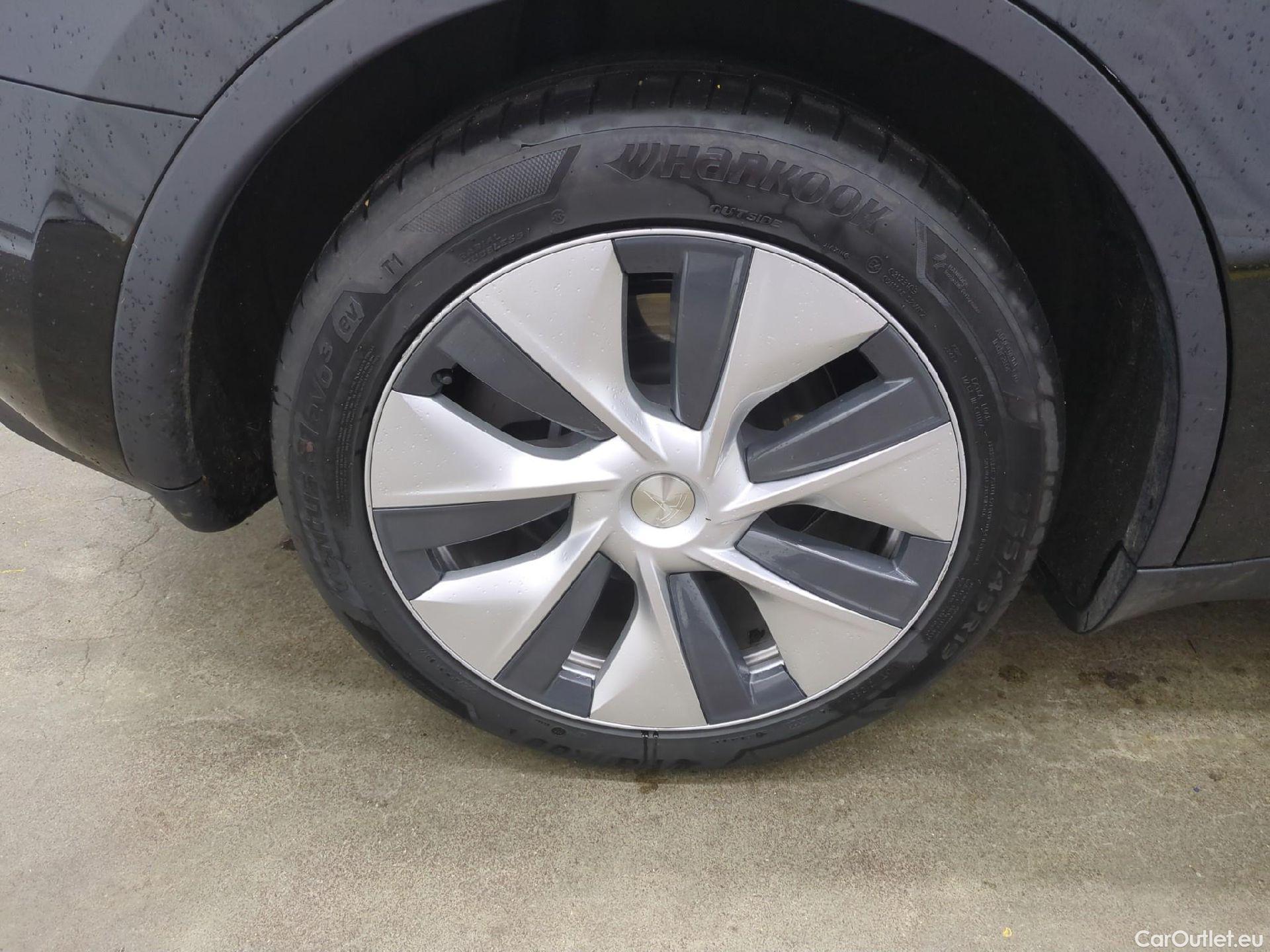  Tesla  Model Y TESLA  / 2021 / 5P / SUV RWD #6