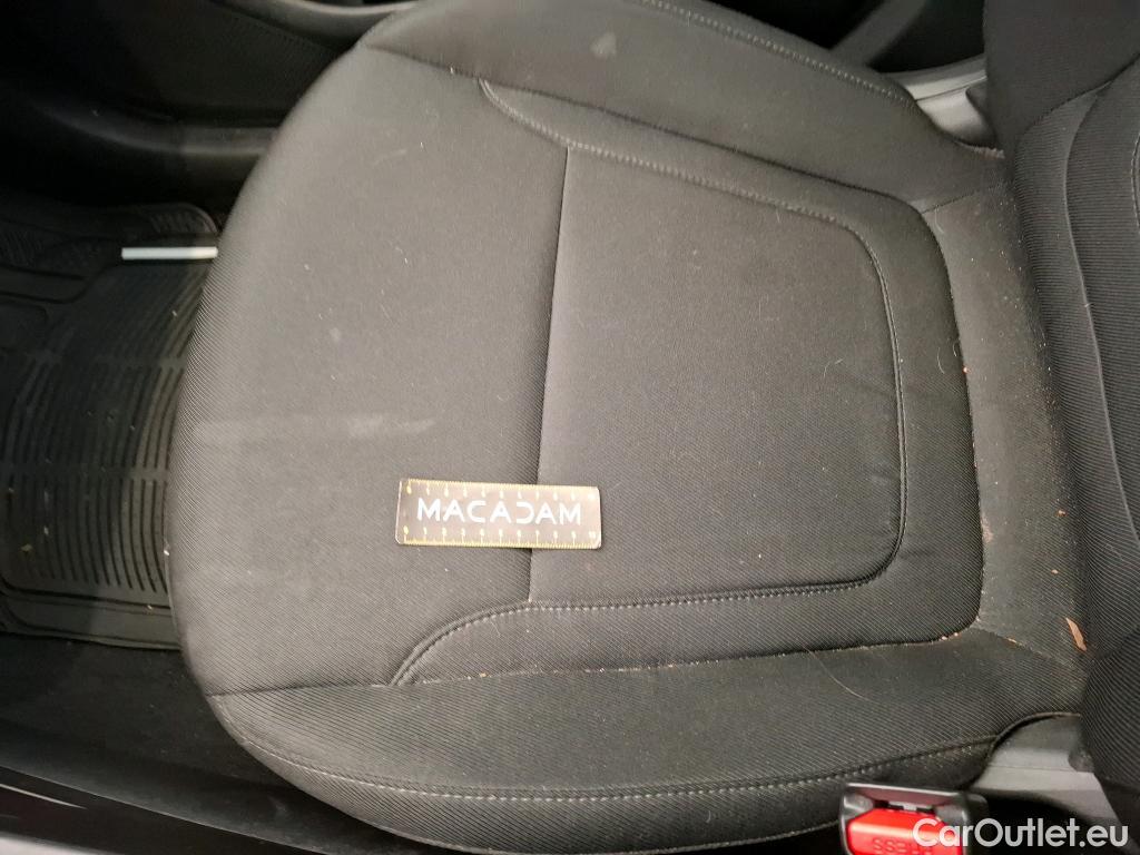  Hyundai  Tucson  Business Mild-Hybrid 2WD 1.6 CRDI 135CV BVA7 E6d #9