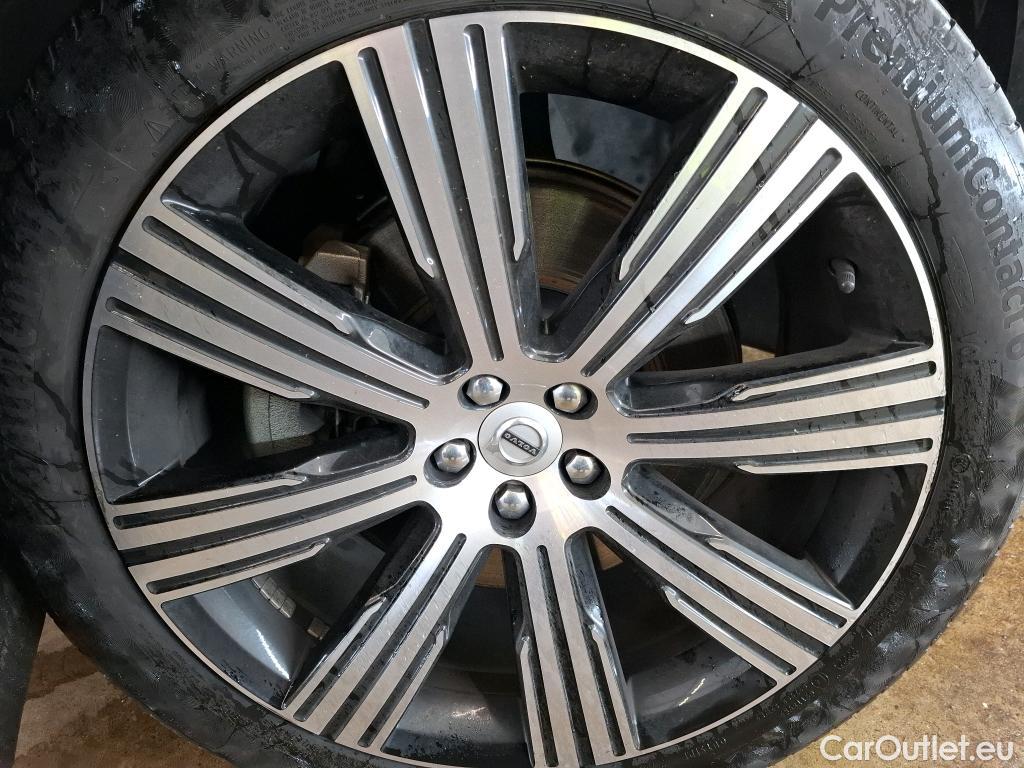 Volvo  XC90 VOLVO  / 2019 / 5P / SUV Recharge T8 AWD GT 8 Ultimate Chrome #7
